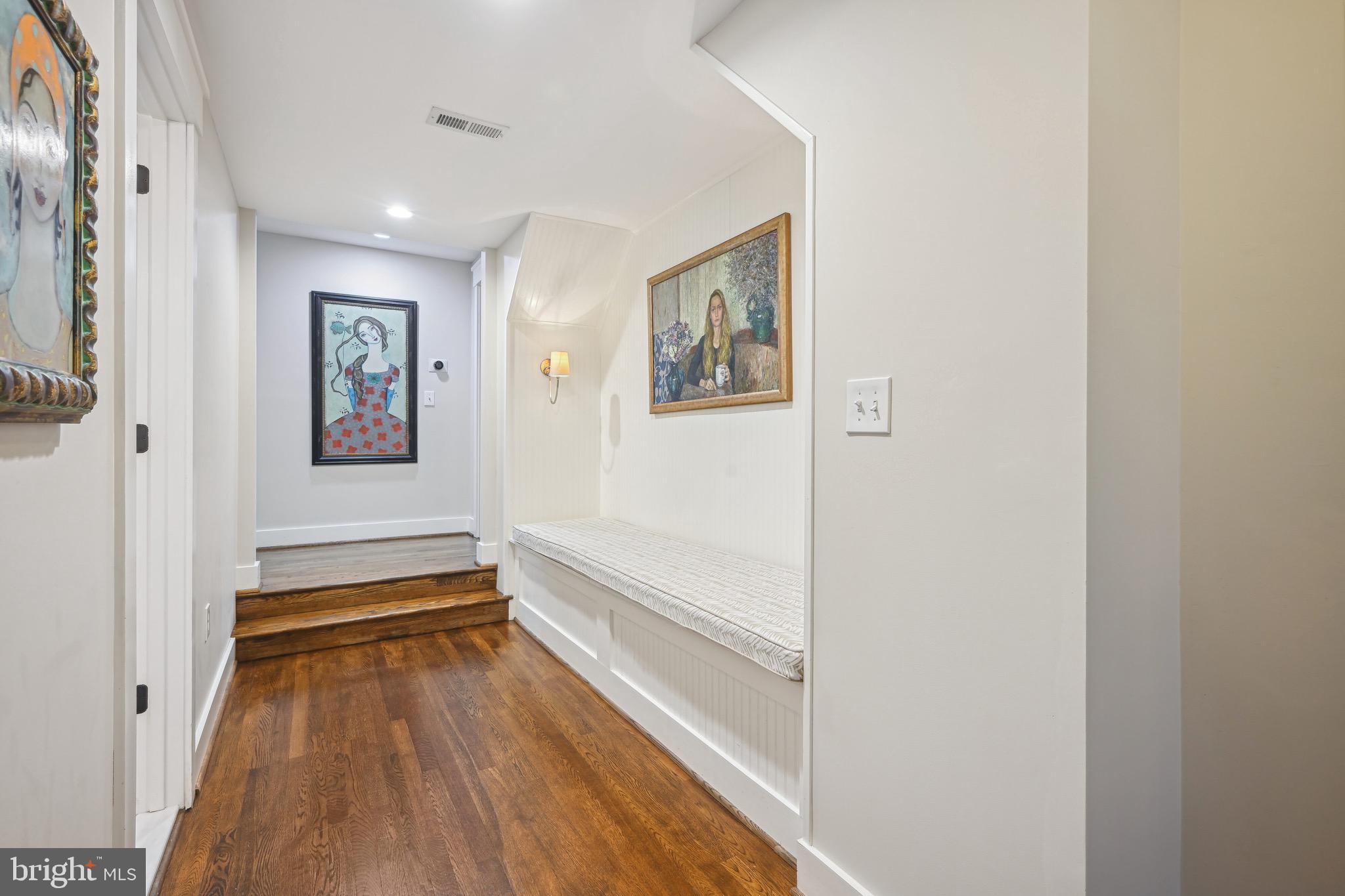 BARNABY WOODS - Residential