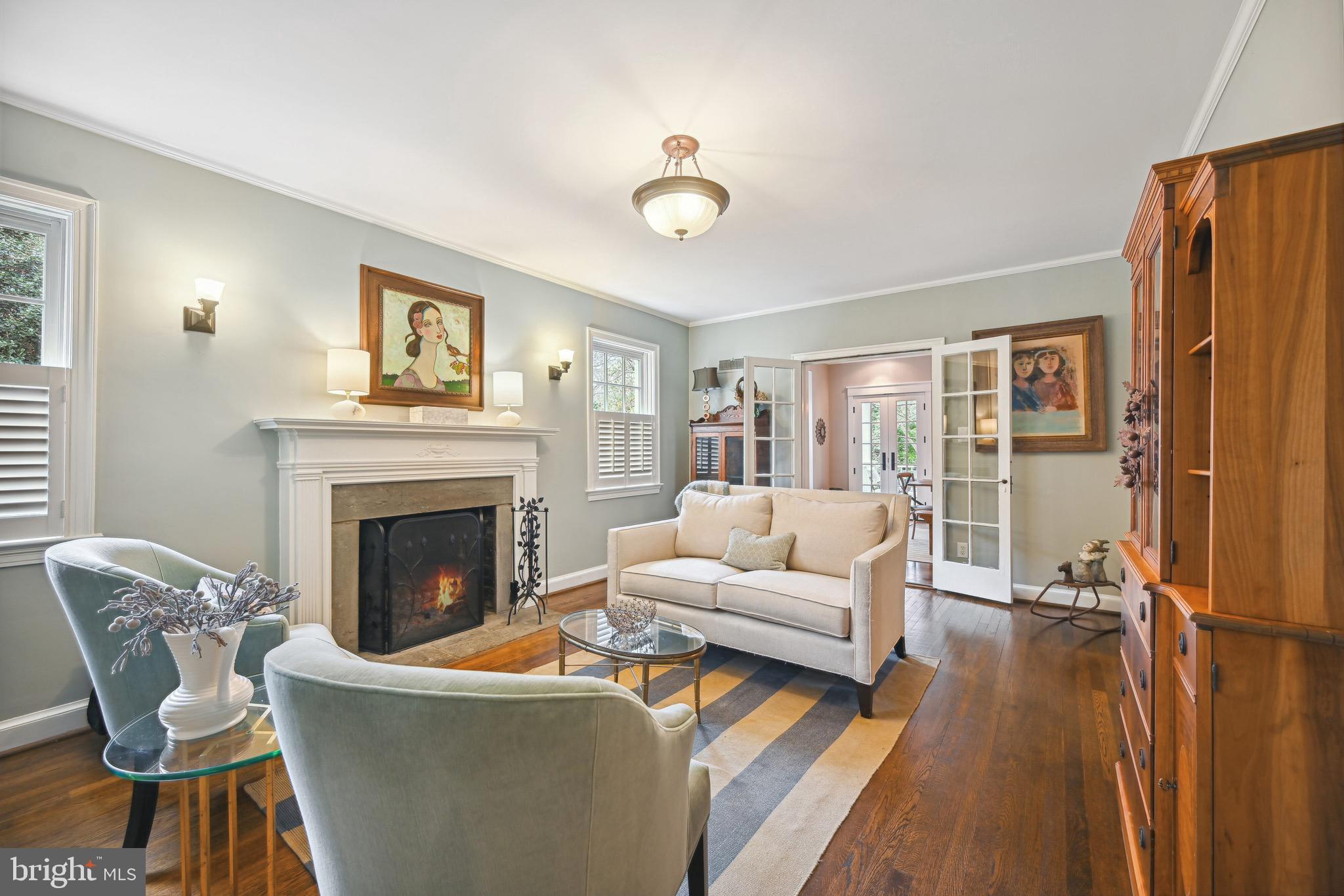 BARNABY WOODS - Residential