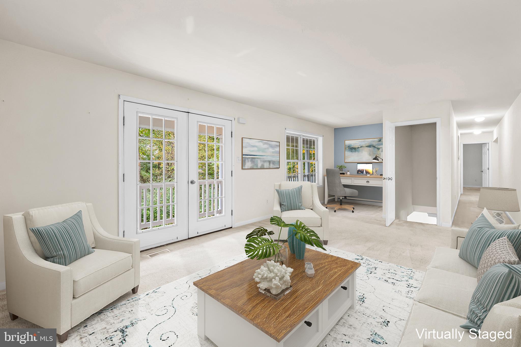 PRESIDENTIAL LAKES - Residential