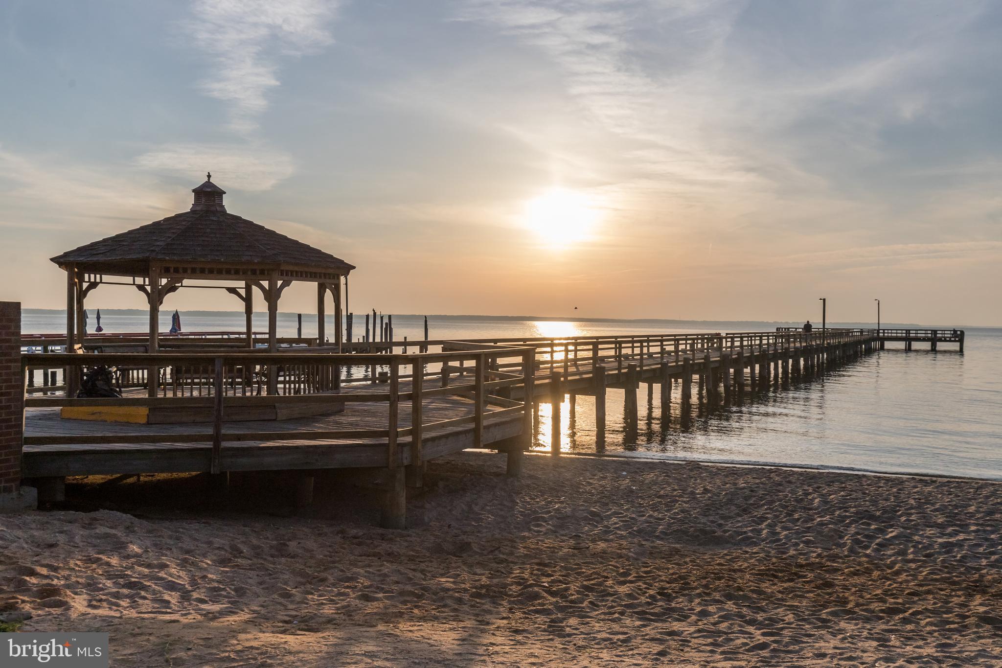 PRESIDENTIAL LAKES - Residential