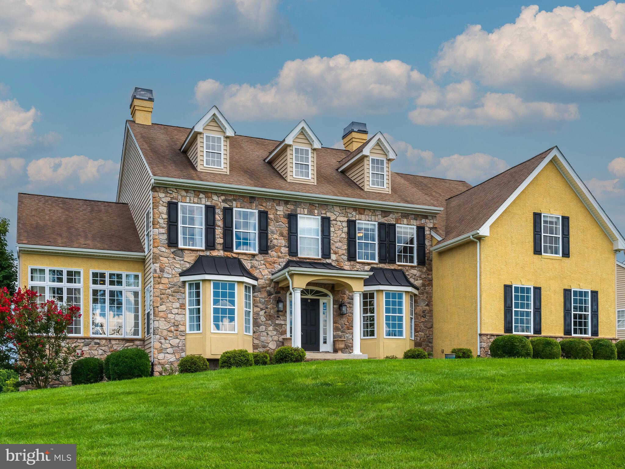 WHITE CLAY KNOLL - Residential