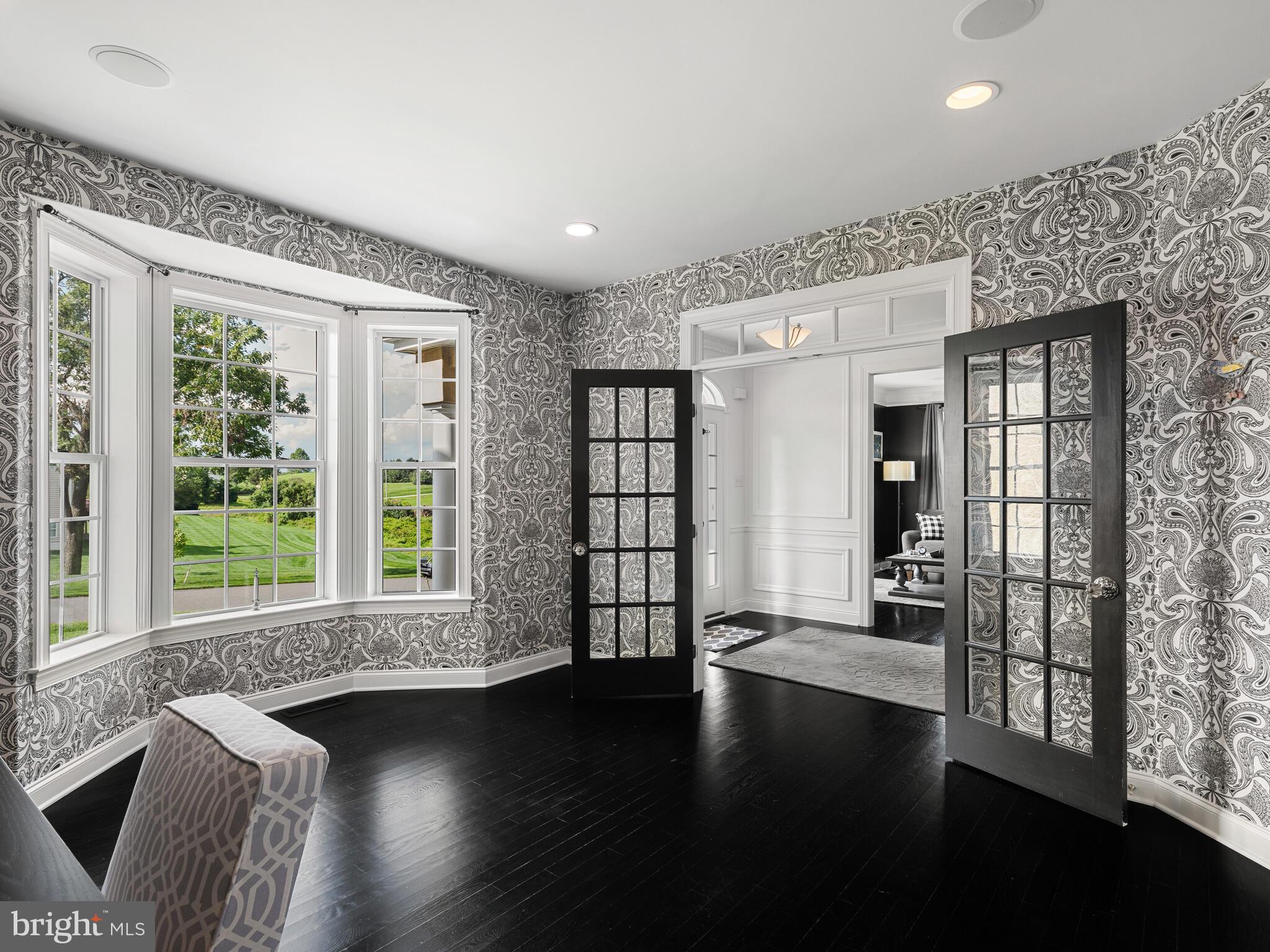 WHITE CLAY KNOLL - Residential