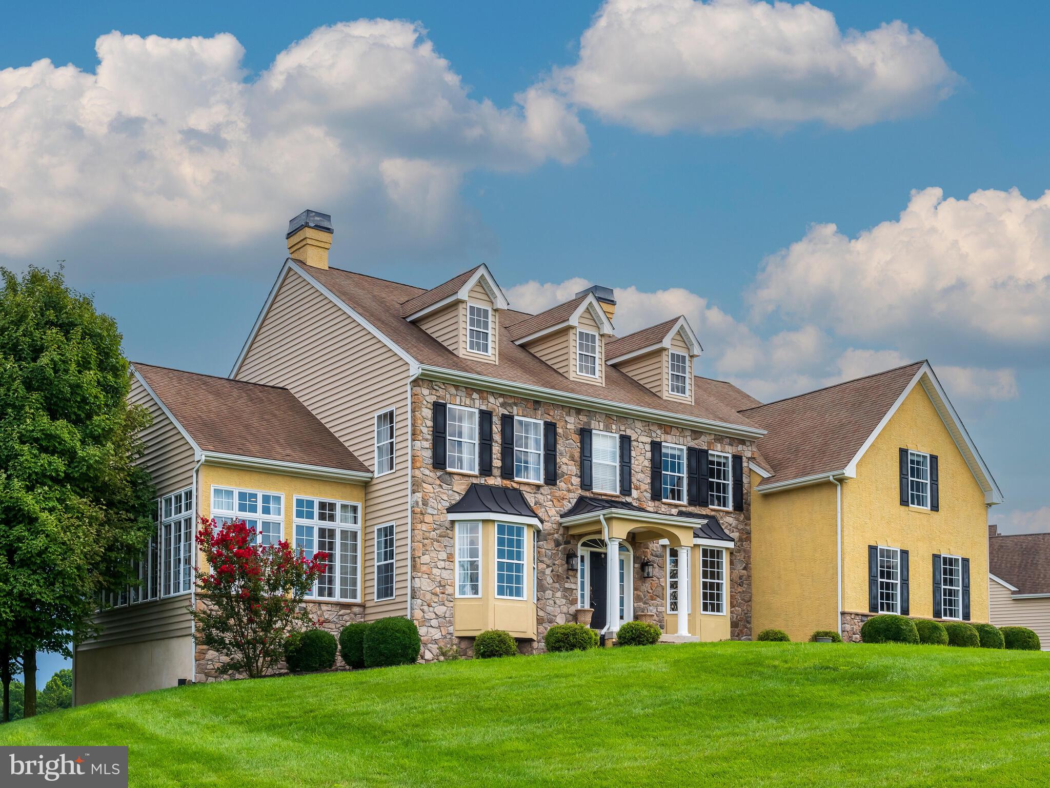 WHITE CLAY KNOLL - Residential