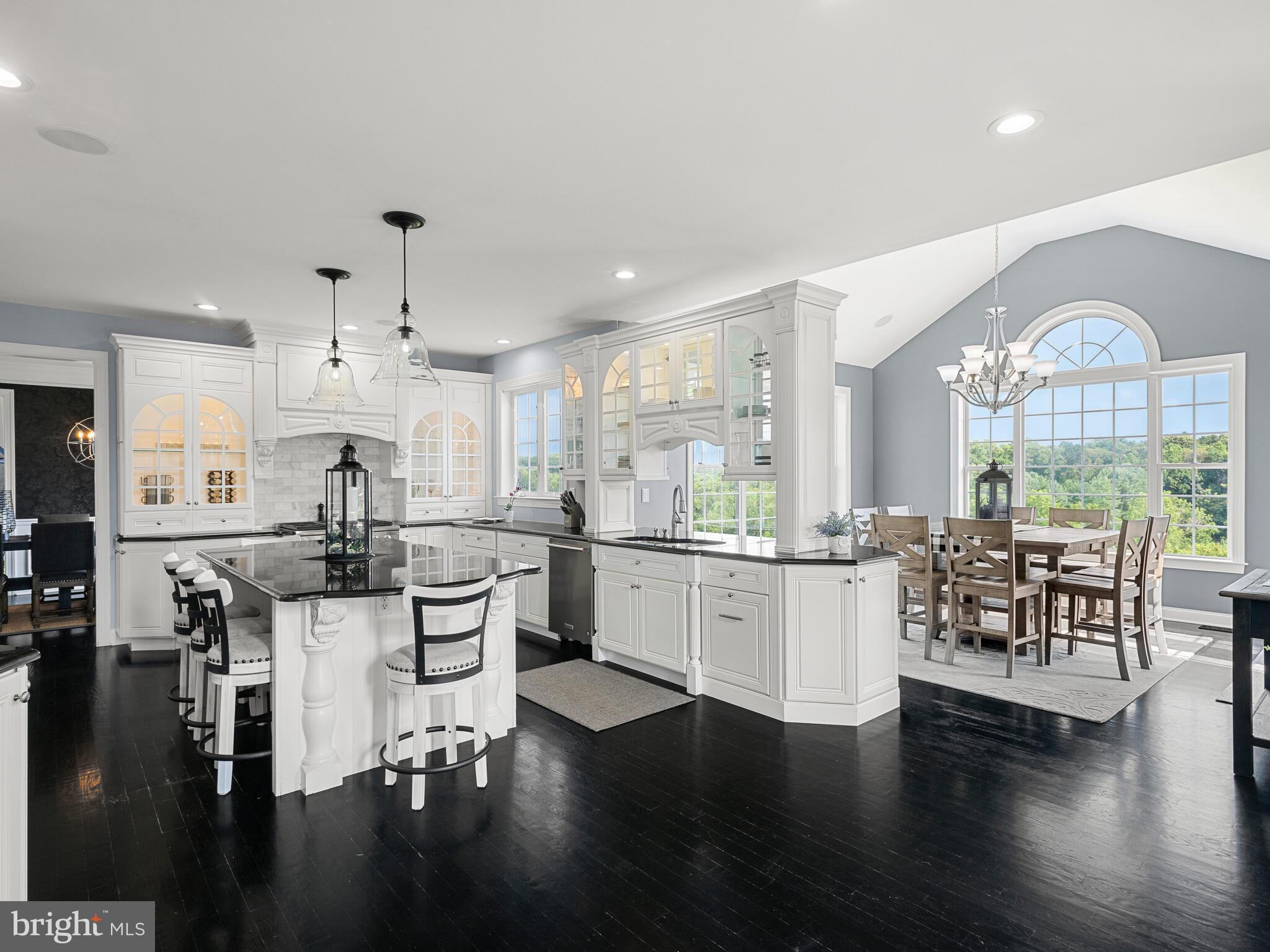 WHITE CLAY KNOLL - Residential