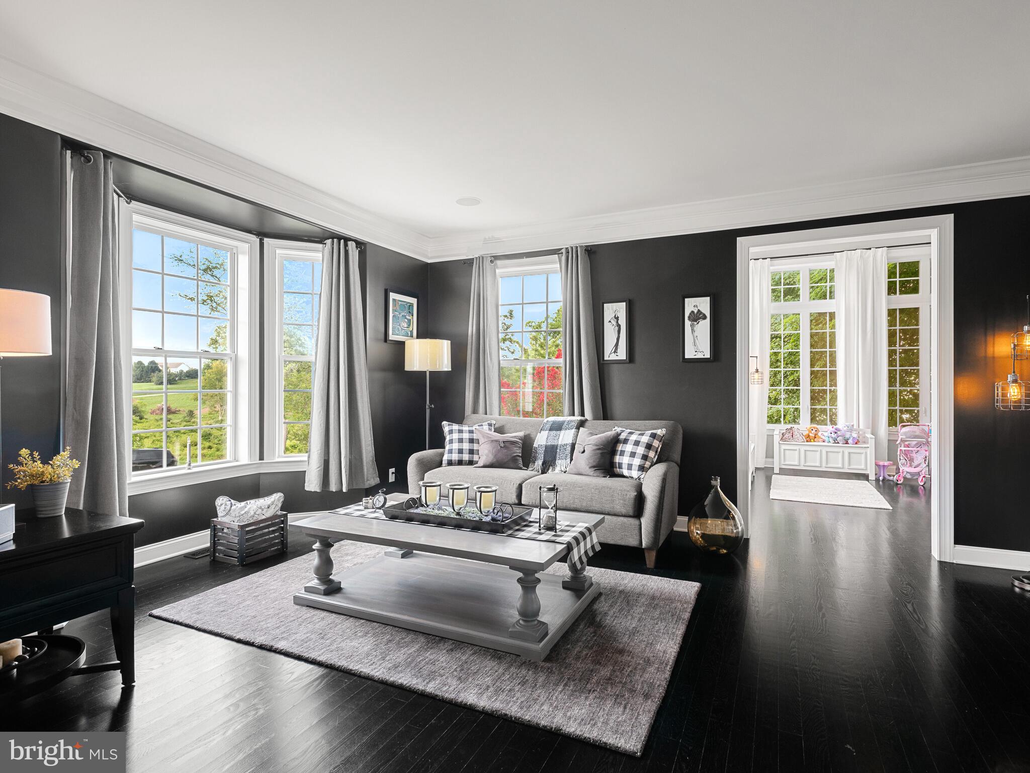 WHITE CLAY KNOLL - Residential