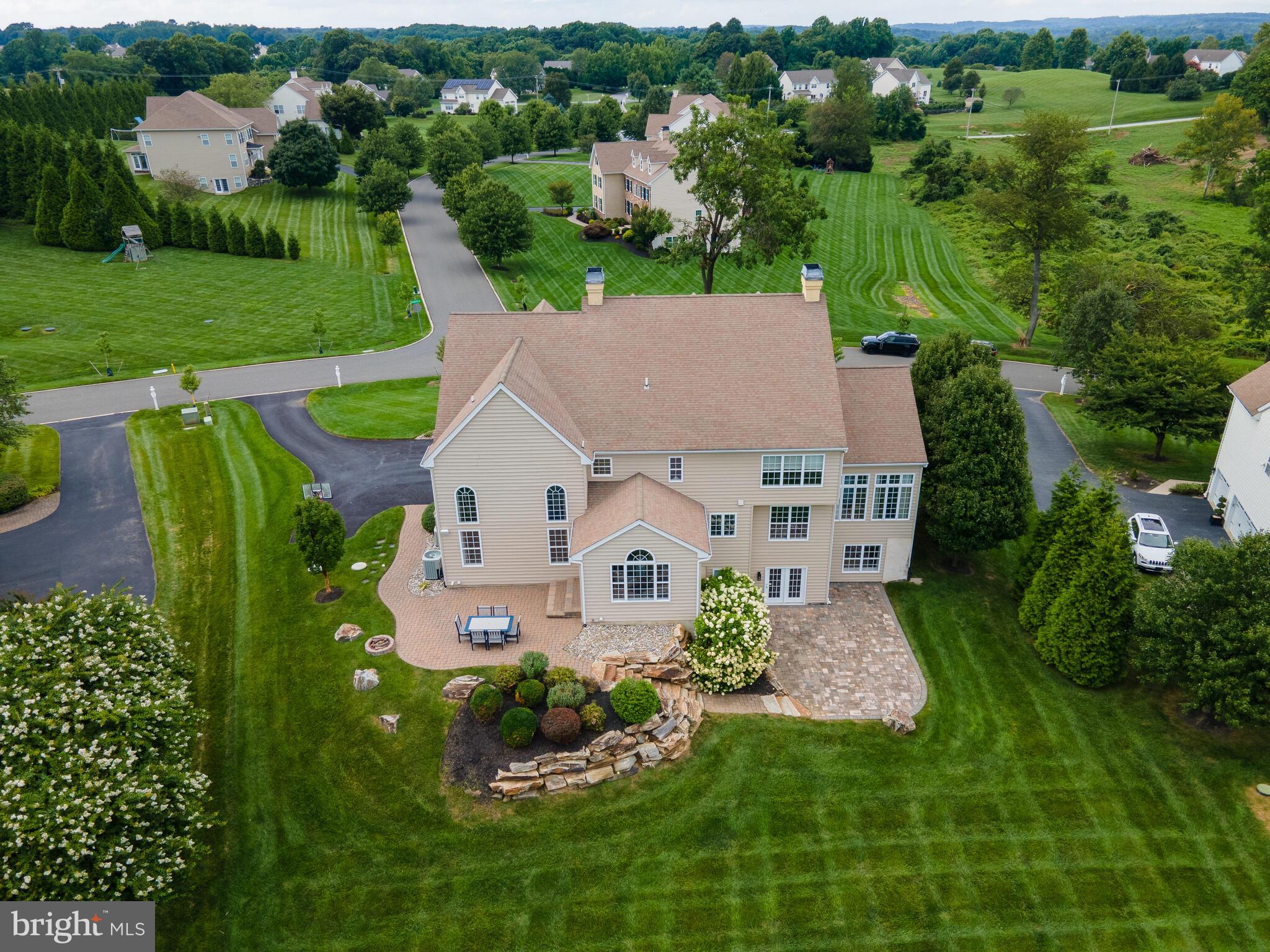 WHITE CLAY KNOLL - Residential