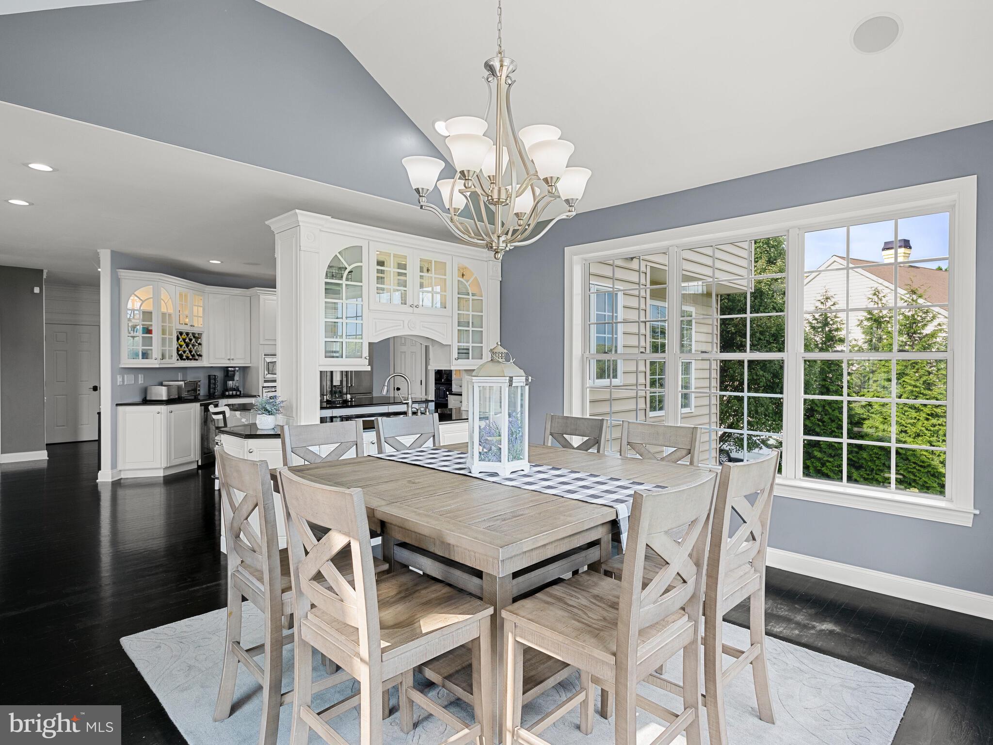 WHITE CLAY KNOLL - Residential