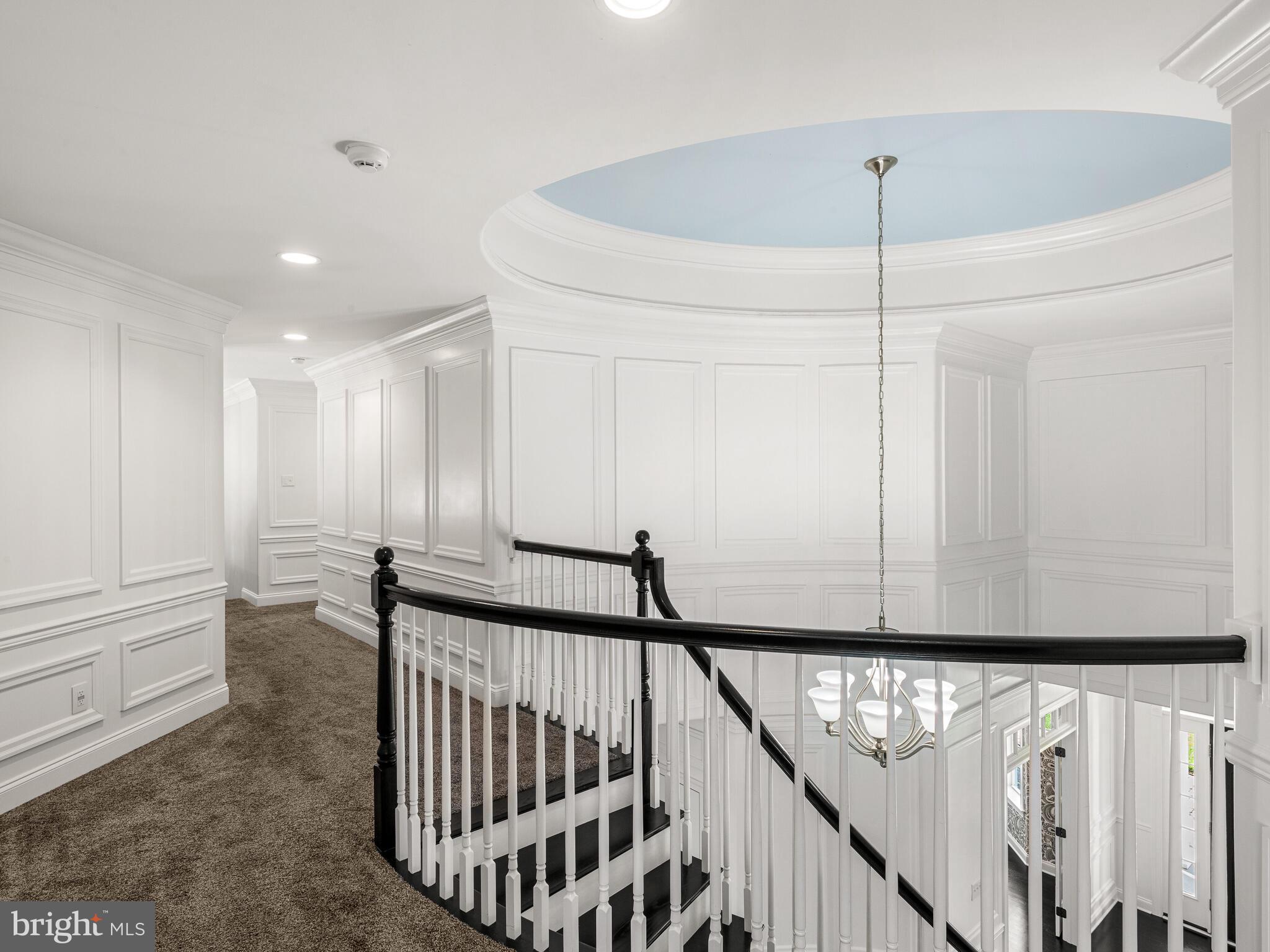 WHITE CLAY KNOLL - Residential