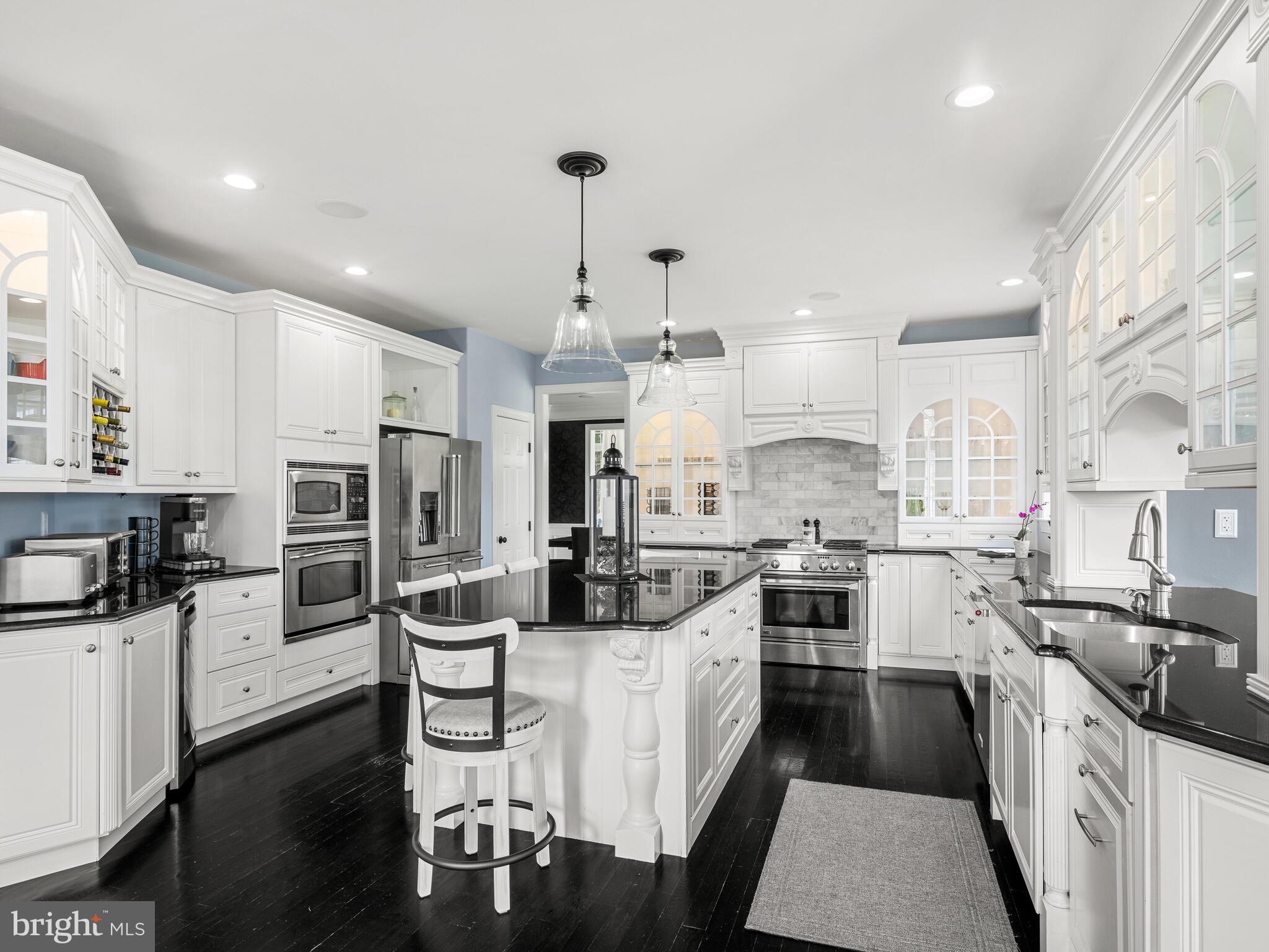 WHITE CLAY KNOLL - Residential