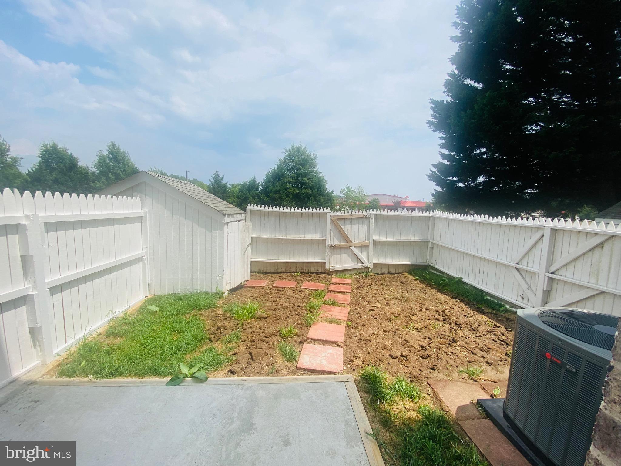 RIPPON LANDING - Residential Lease