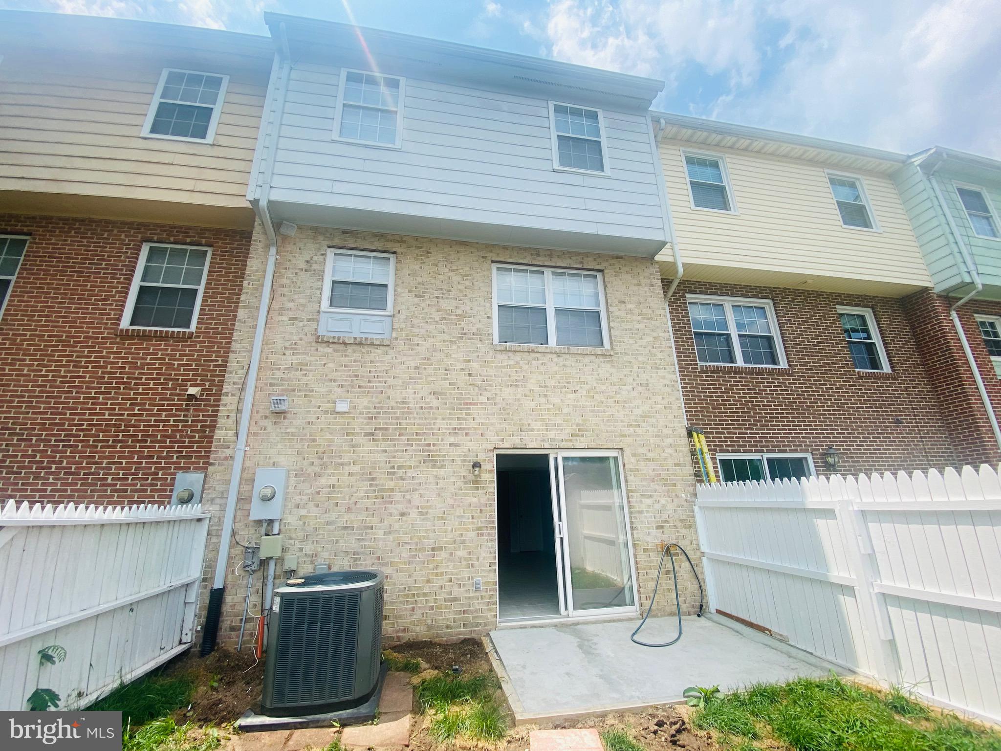 RIPPON LANDING - Residential Lease