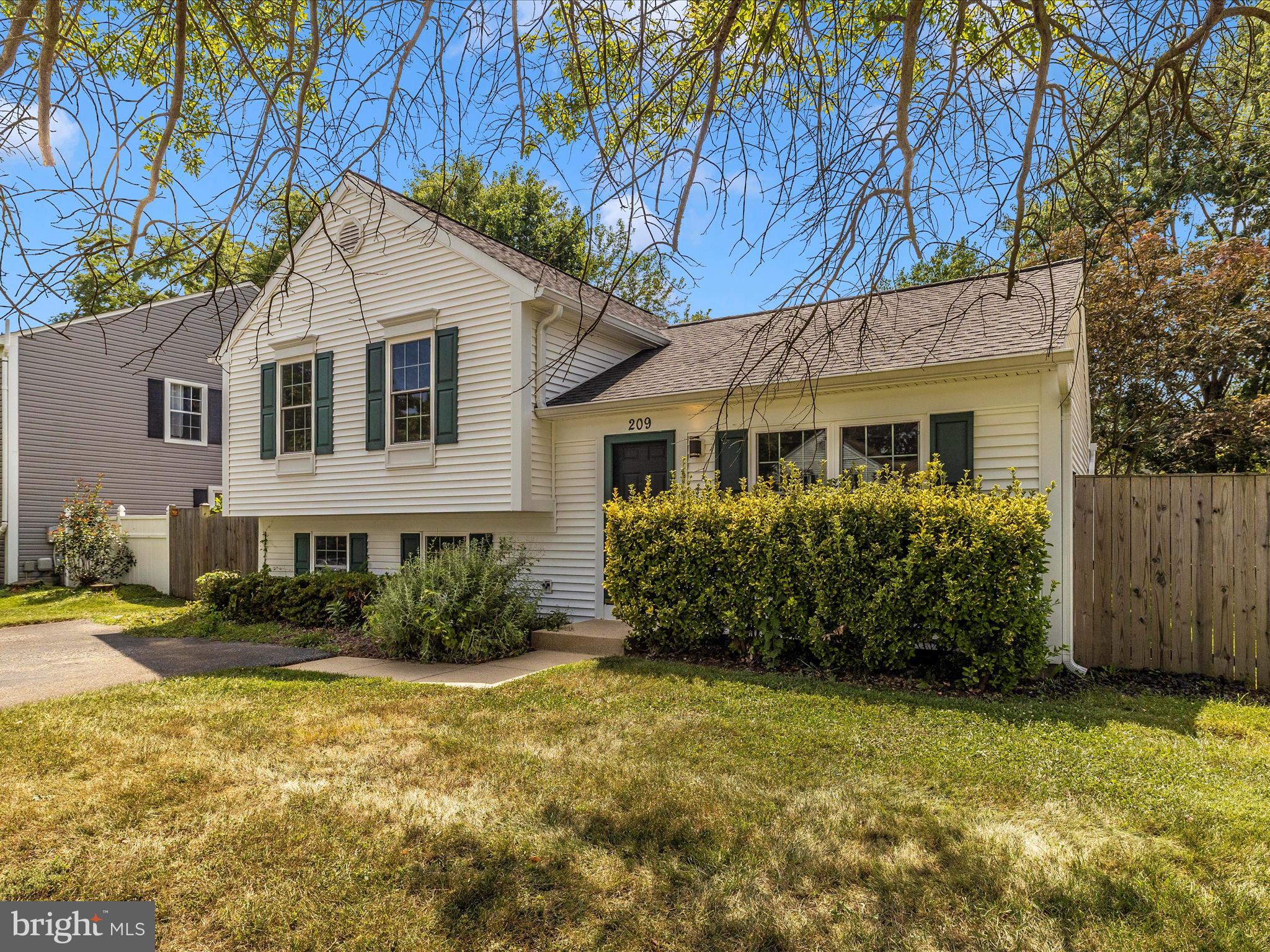 WILLOWCREST - Residential