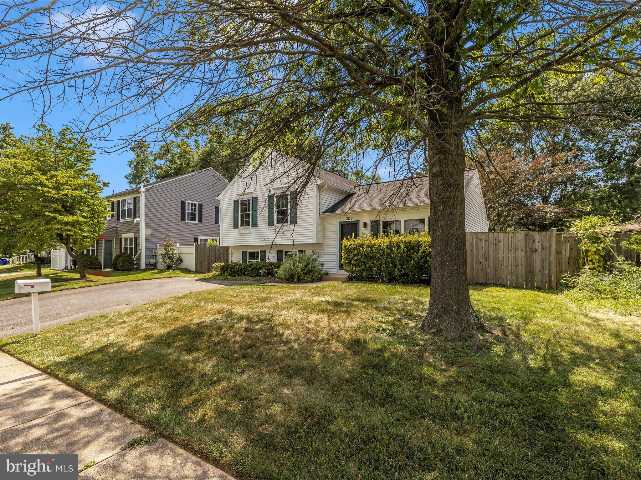 WILLOWCREST - Residential