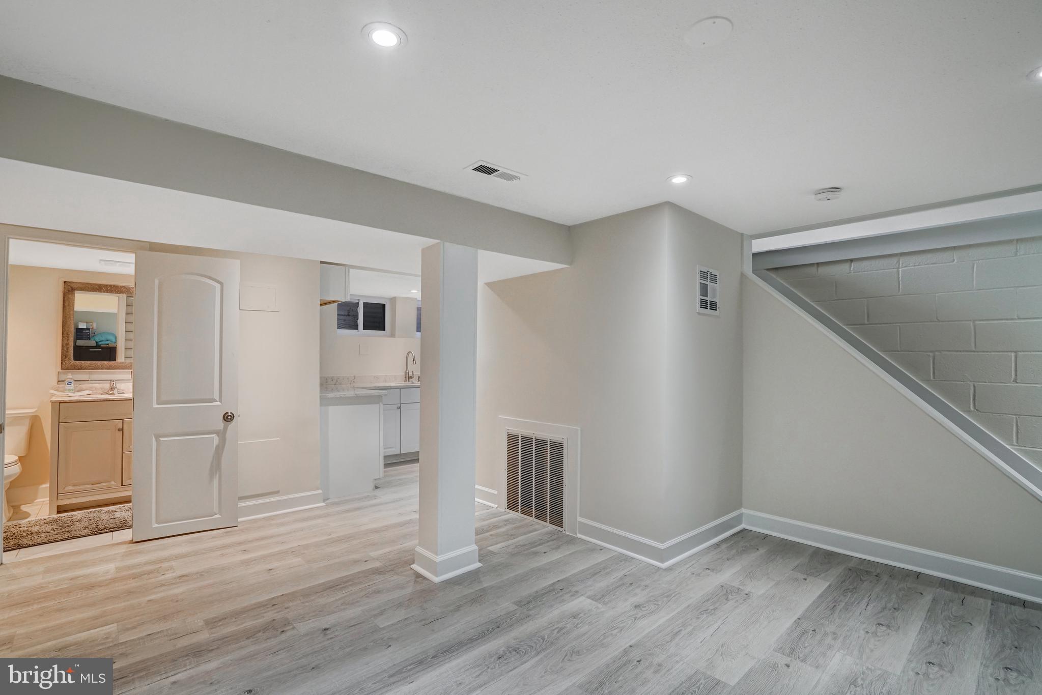 KINGS PARK - Residential