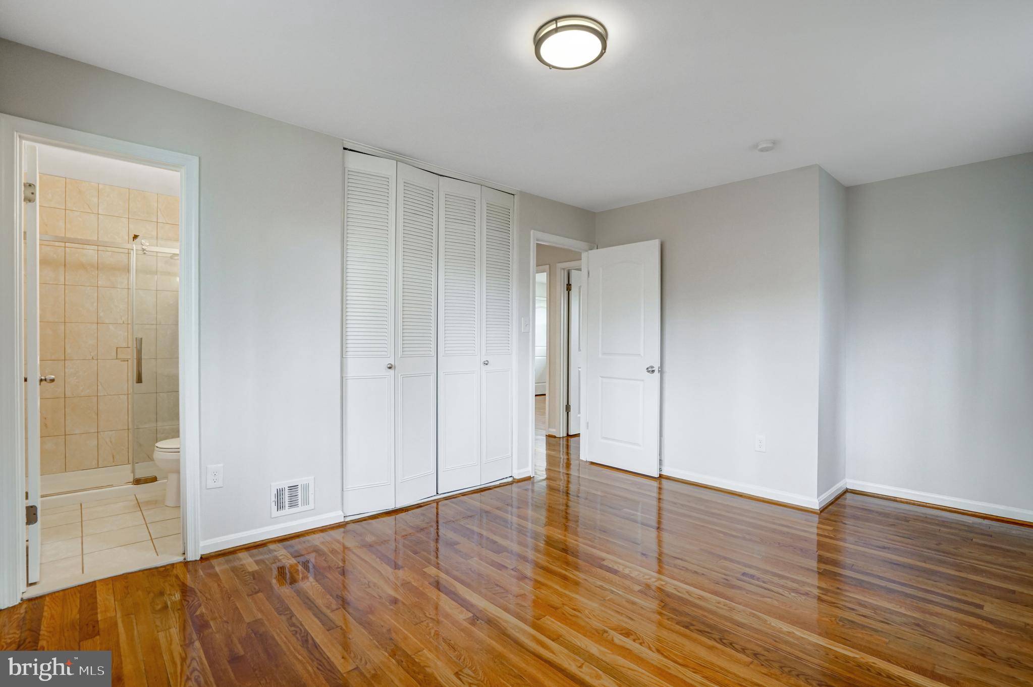 KINGS PARK - Residential