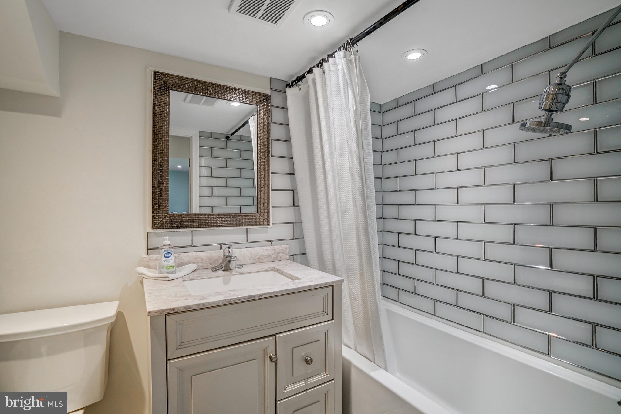 KINGS PARK - Residential