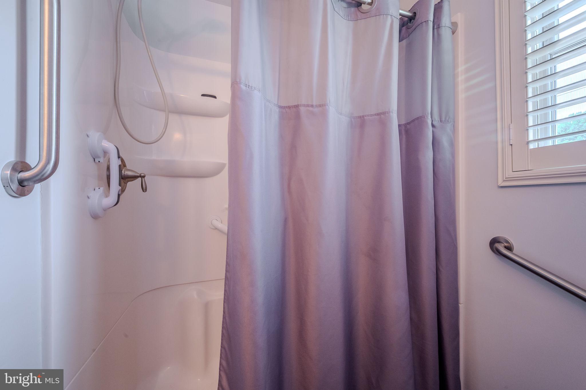 HIGHVIEW - Residential