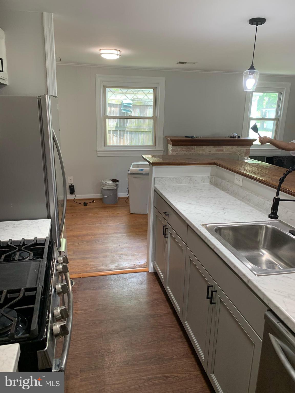 IDLEWILDE ACRES - Residential Lease