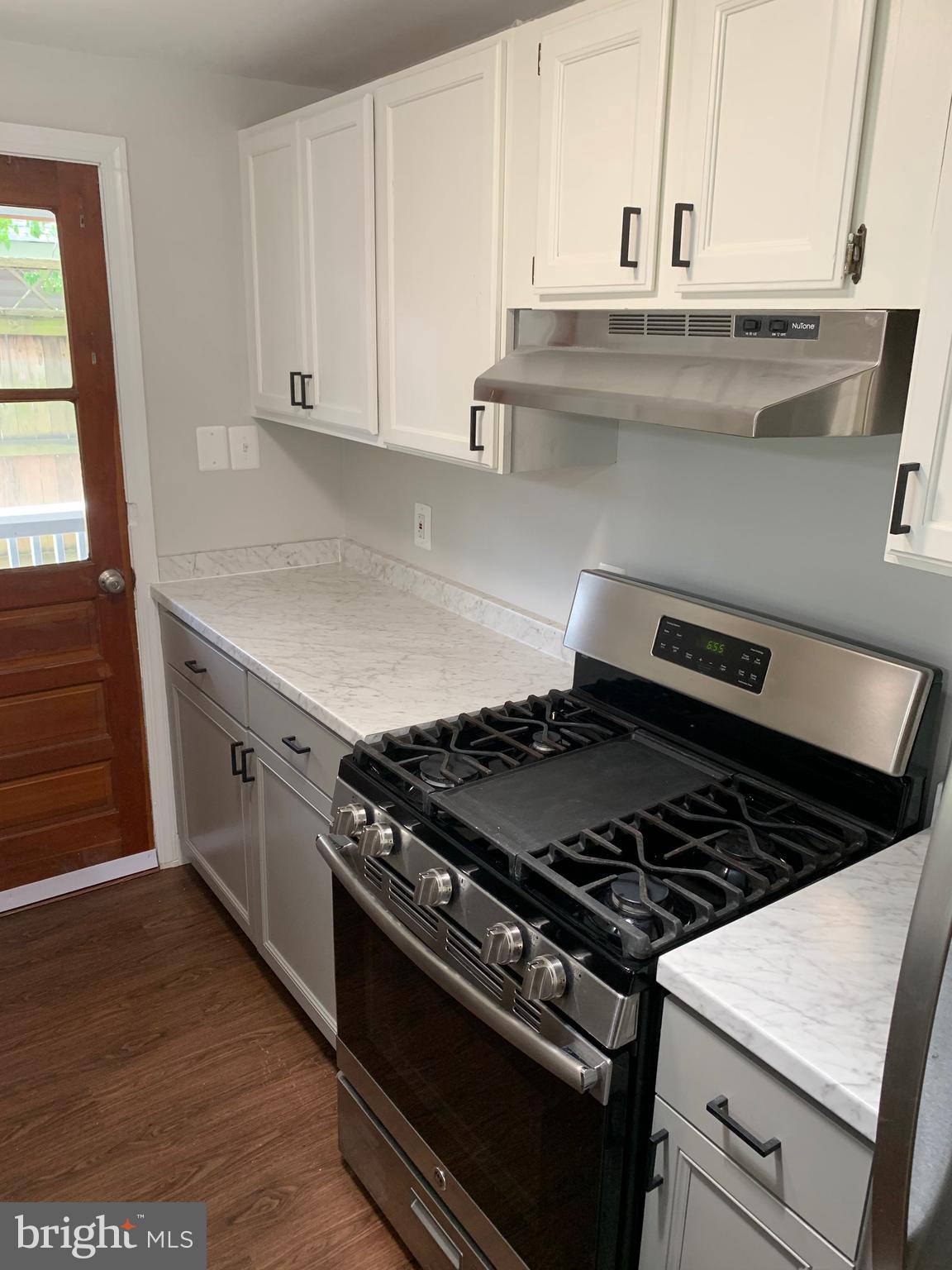 IDLEWILDE ACRES - Residential Lease