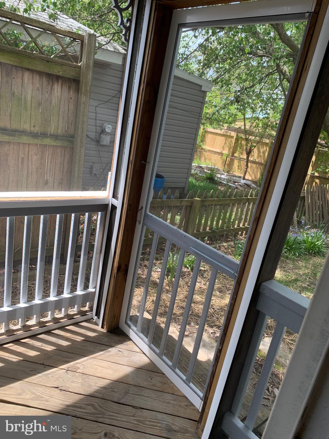 IDLEWILDE ACRES - Residential Lease