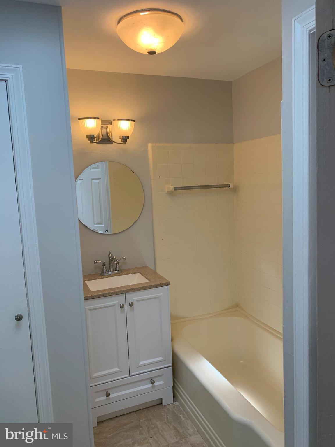 IDLEWILDE ACRES - Residential Lease