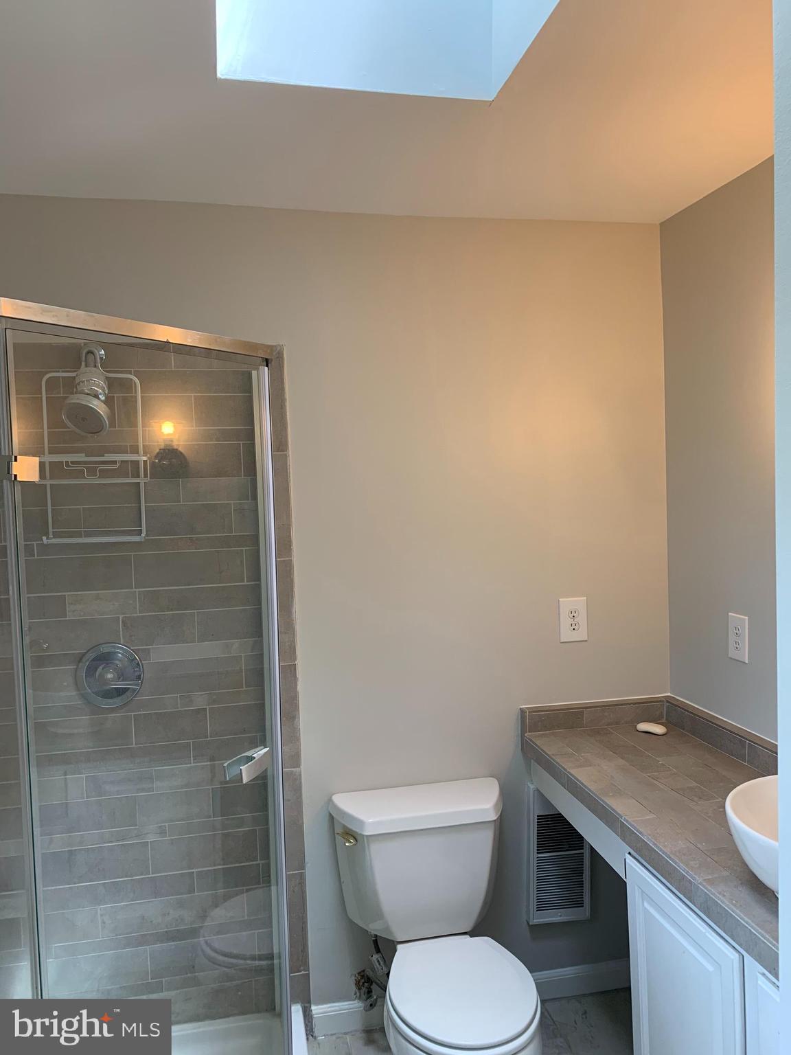 IDLEWILDE ACRES - Residential Lease