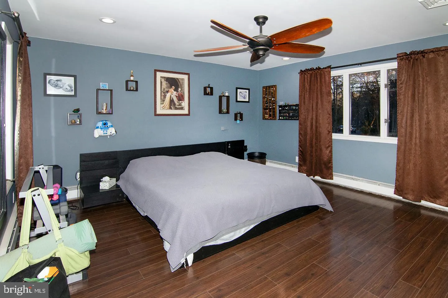 Newfield, New Jersey 08344, United States, 3 Bedrooms Bedrooms, ,1 BathroomBathrooms,Residential,Pending,40838