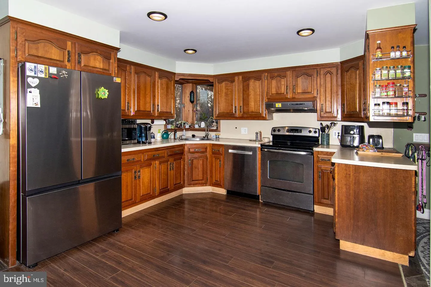 Newfield, New Jersey 08344, United States, 3 Bedrooms Bedrooms, ,1 BathroomBathrooms,Residential,Pending,40838