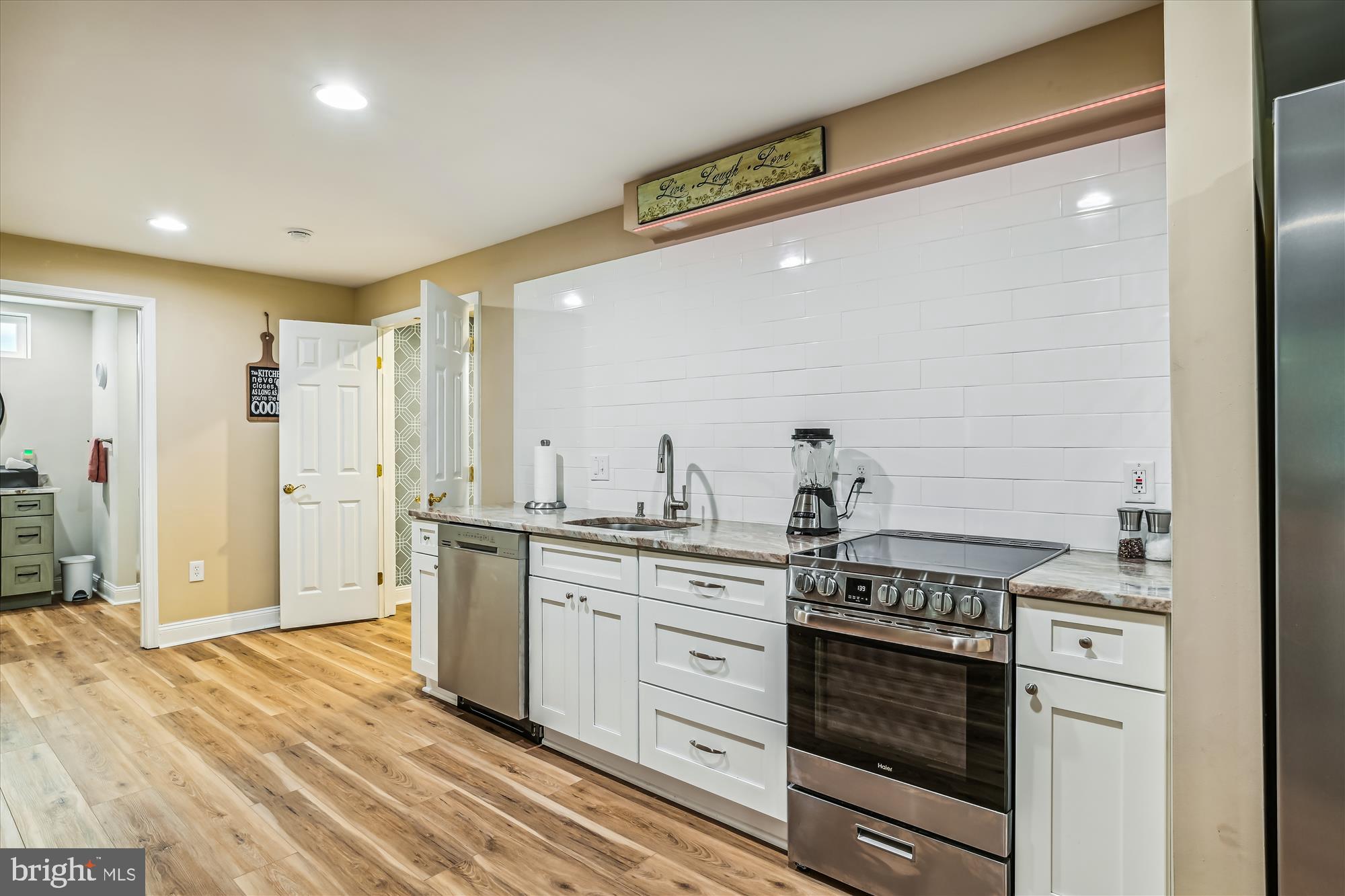 SEVERN CREST - Residential