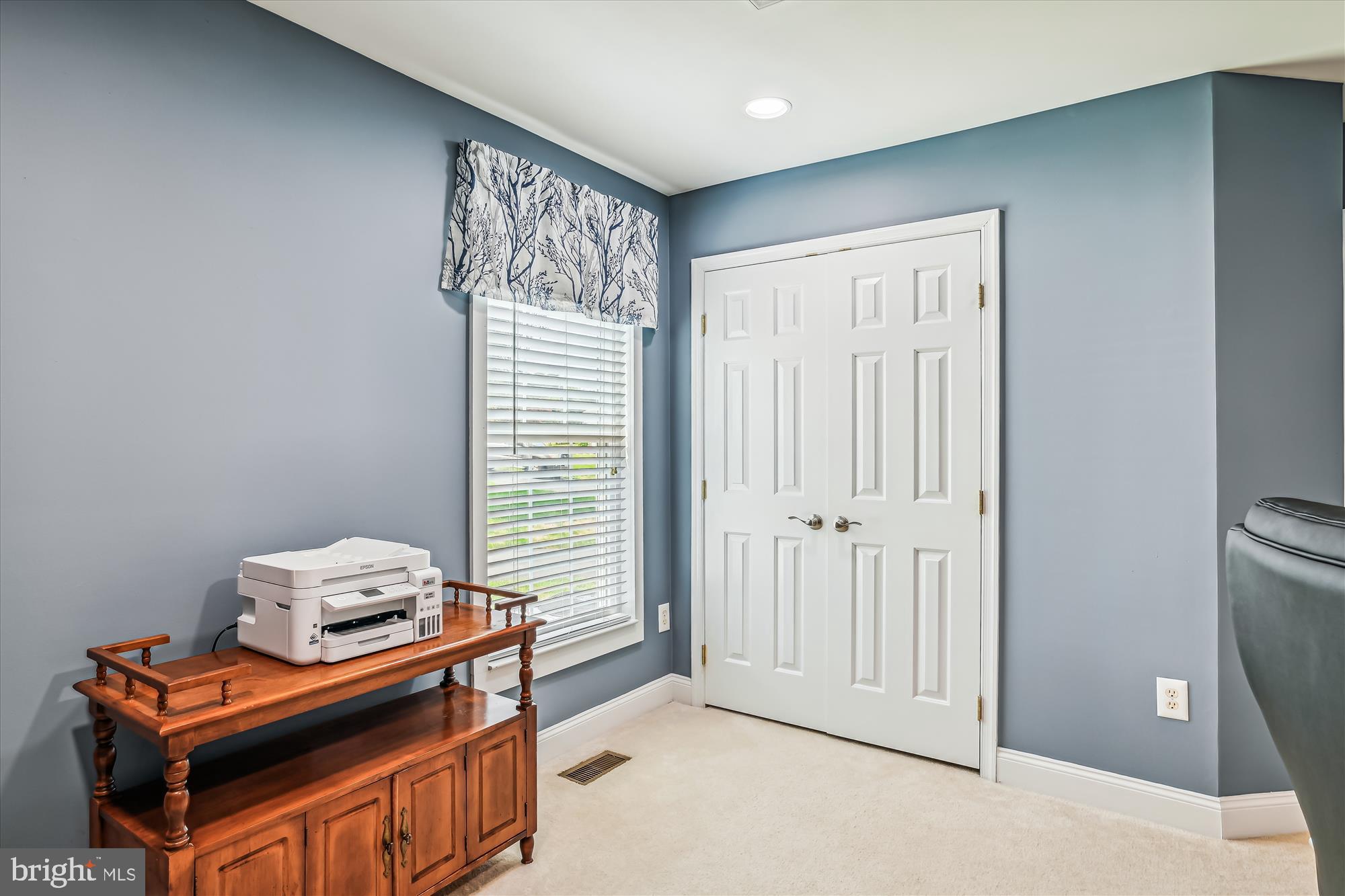 SEVERN CREST - Residential