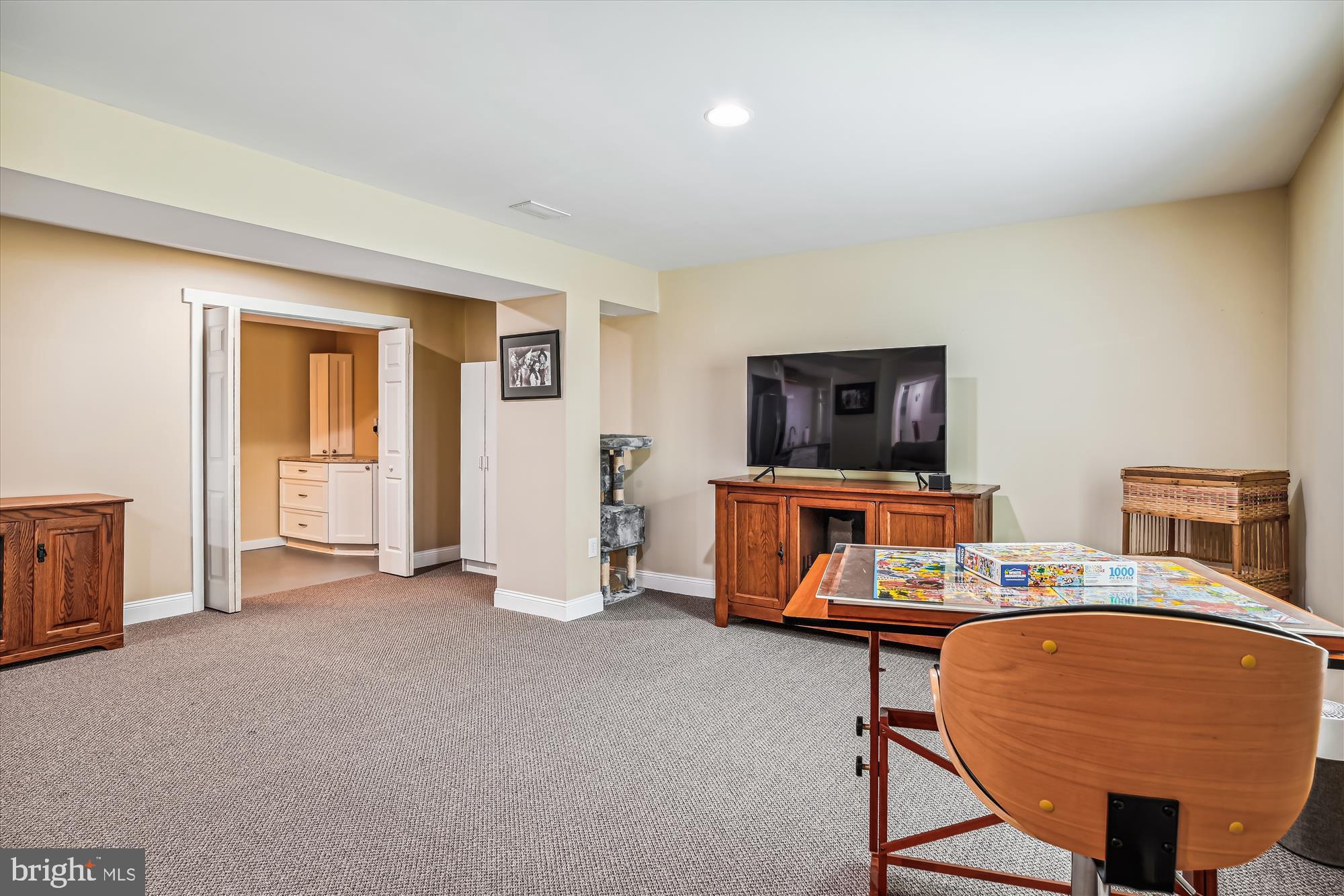 SEVERN CREST - Residential