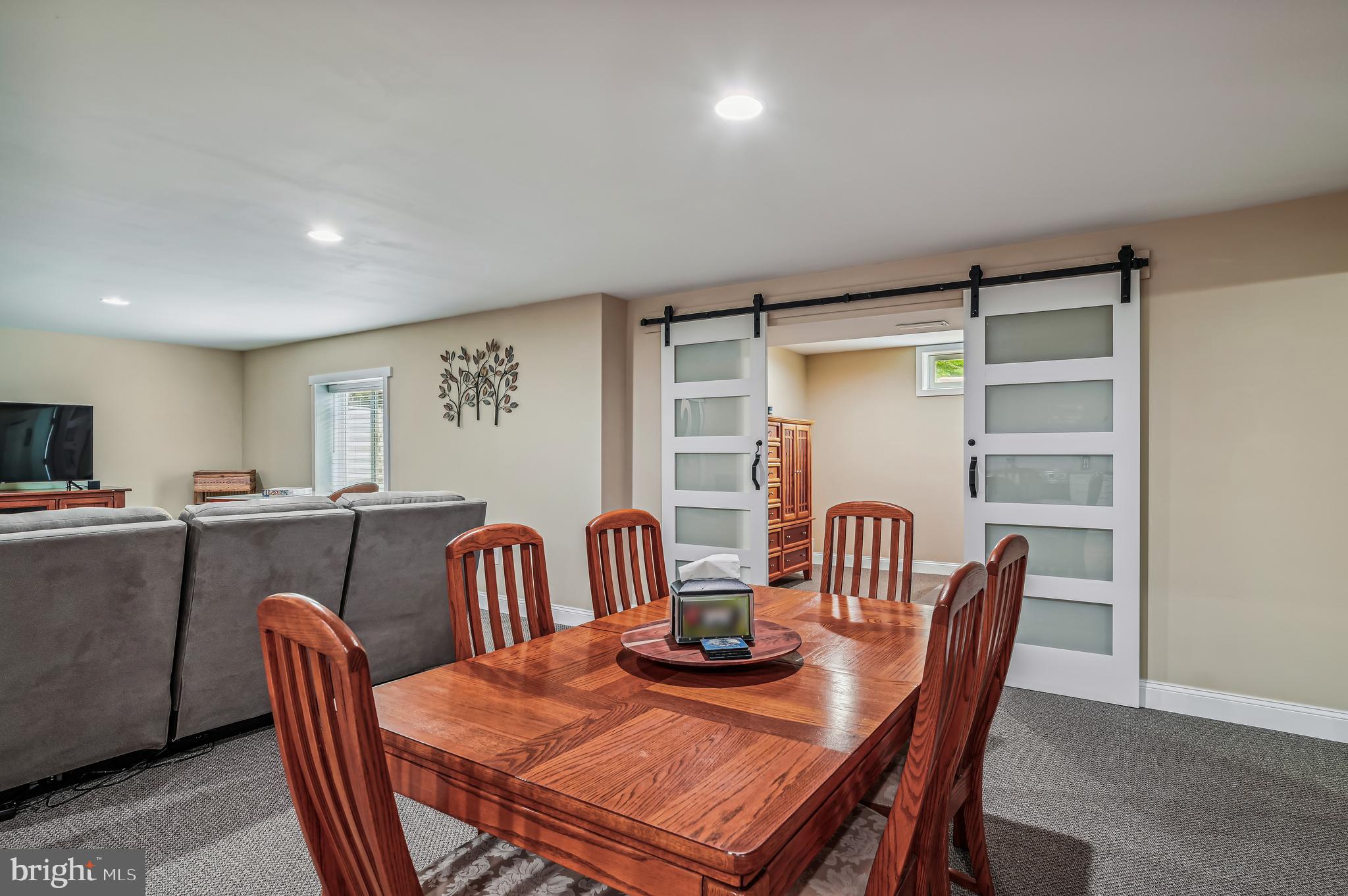 SEVERN CREST - Residential