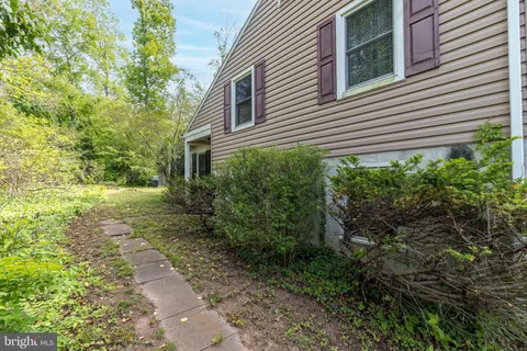 125 N Bethlehem Pike, Fort Washington, PA MLS: PAMC2170372