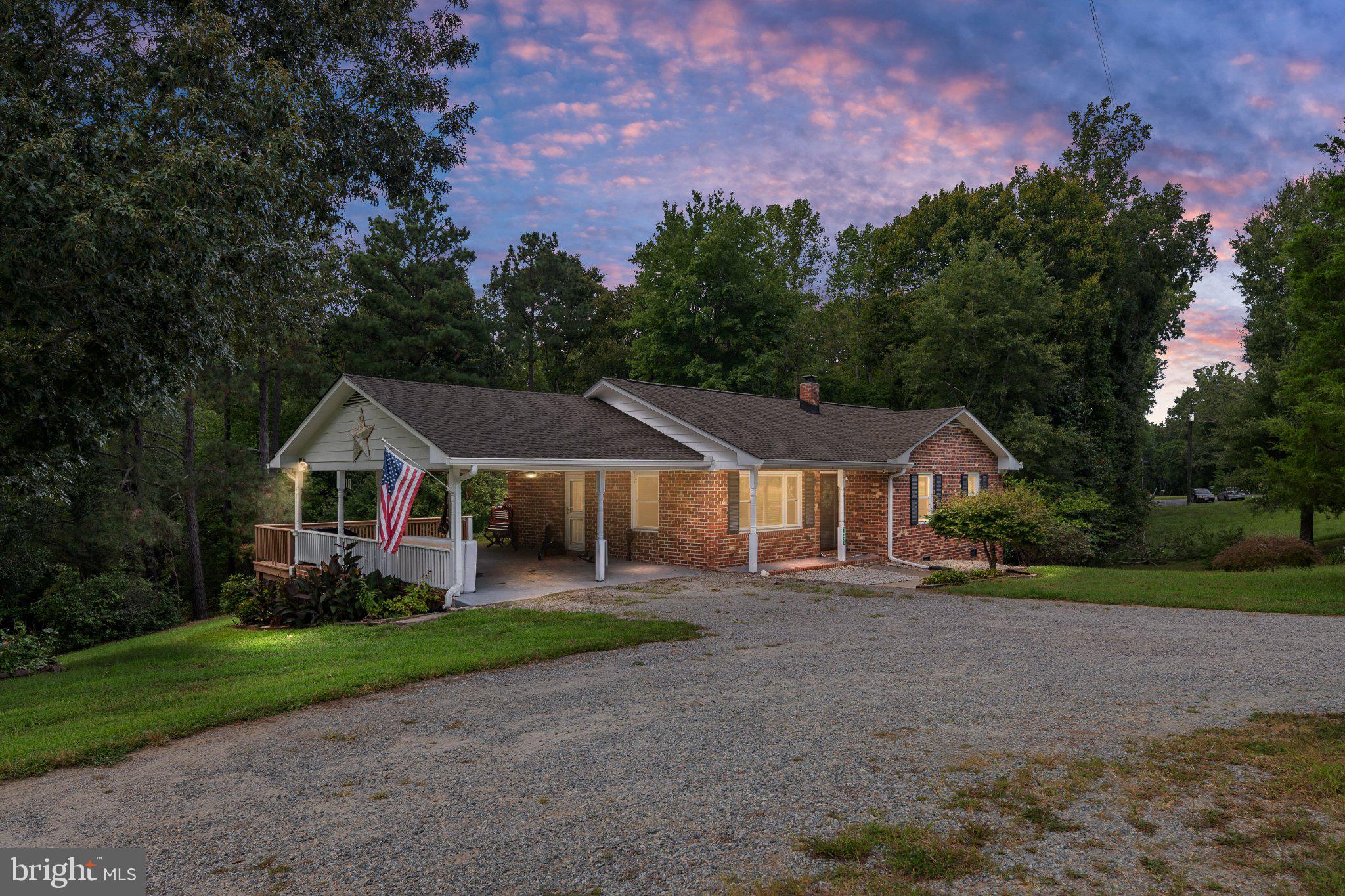 14433 DEVILS THREE JUMP ROAD