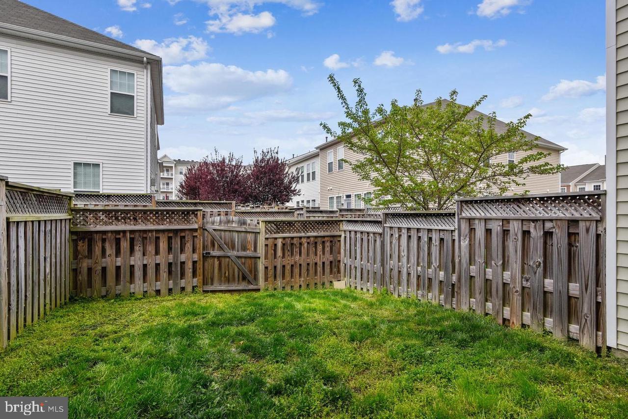 24641 GREYSTEEL SQUARE