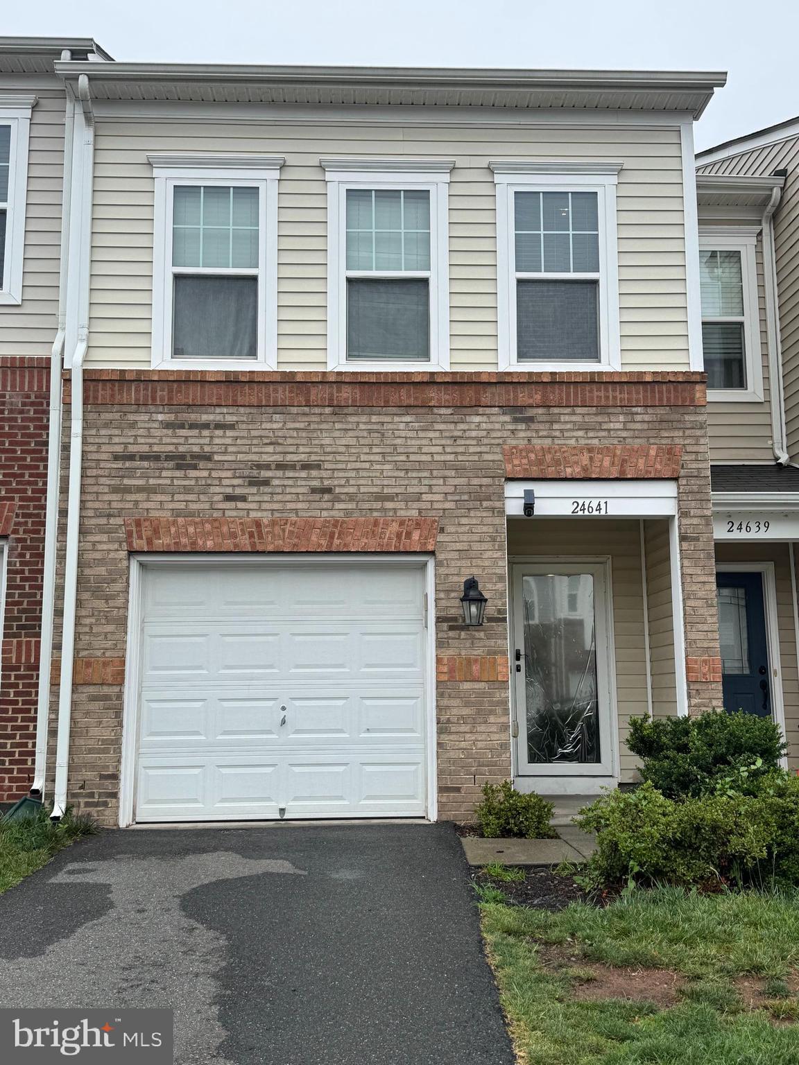 24641 GREYSTEEL SQUARE