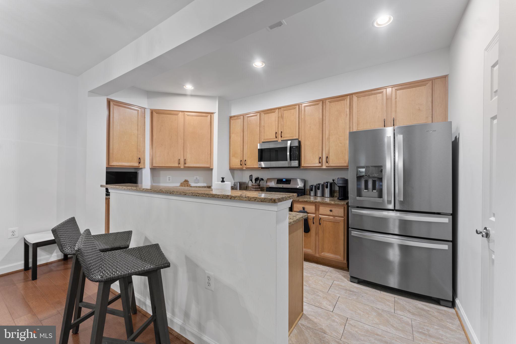 PROVIDENCE SQUARE - Residential