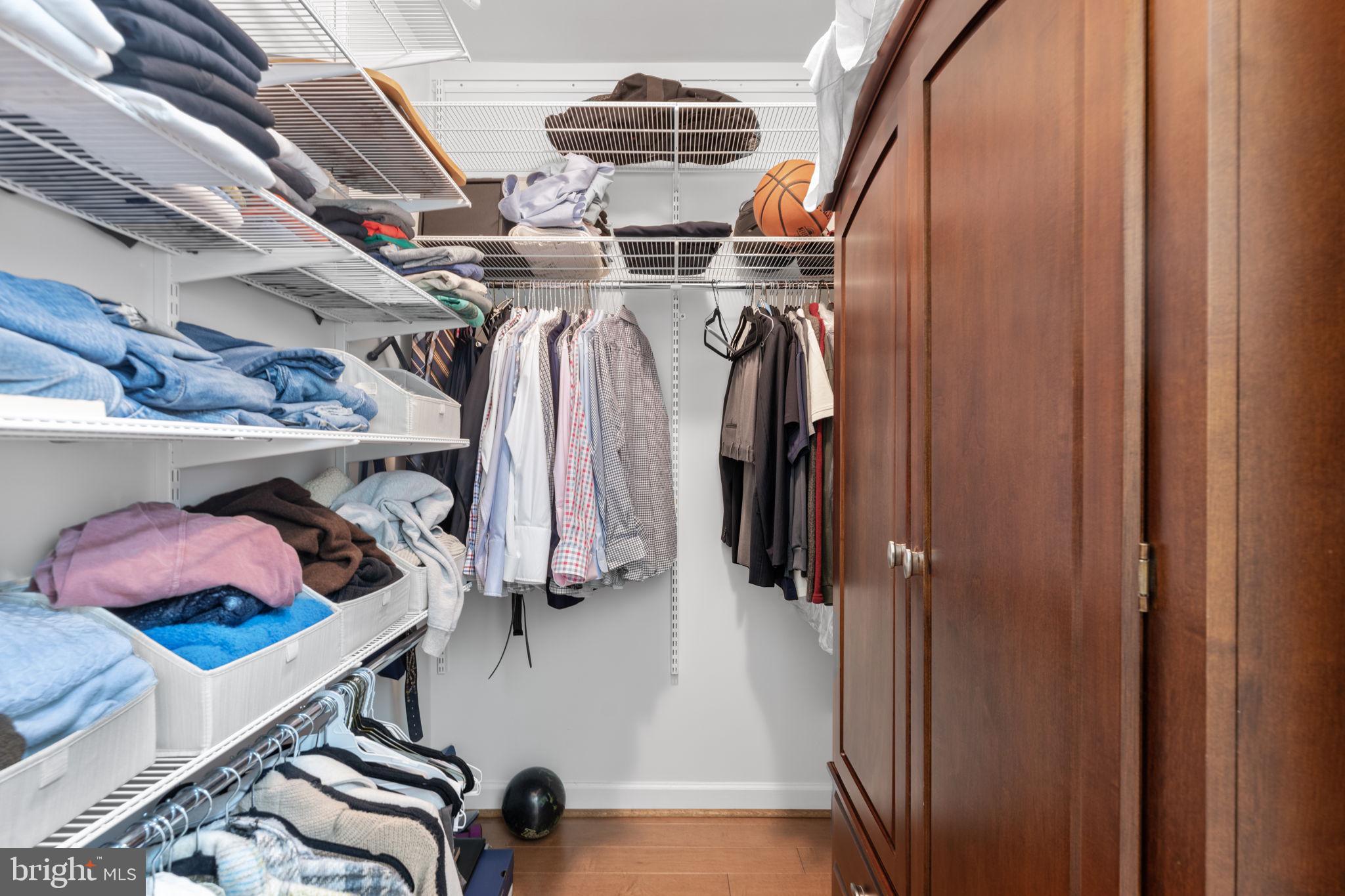 PROVIDENCE SQUARE - Residential