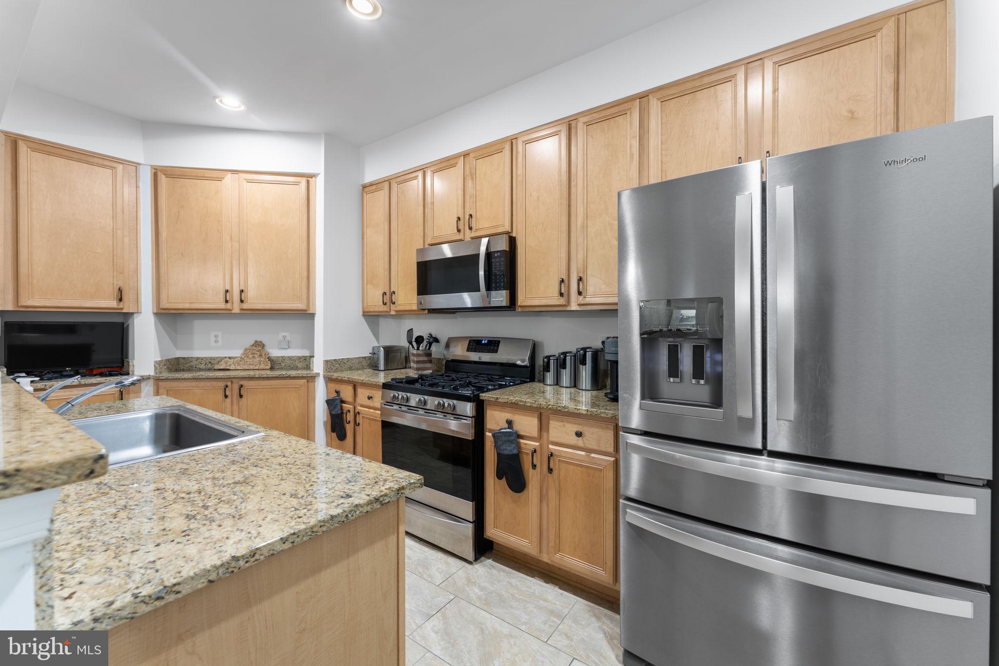 PROVIDENCE SQUARE - Residential