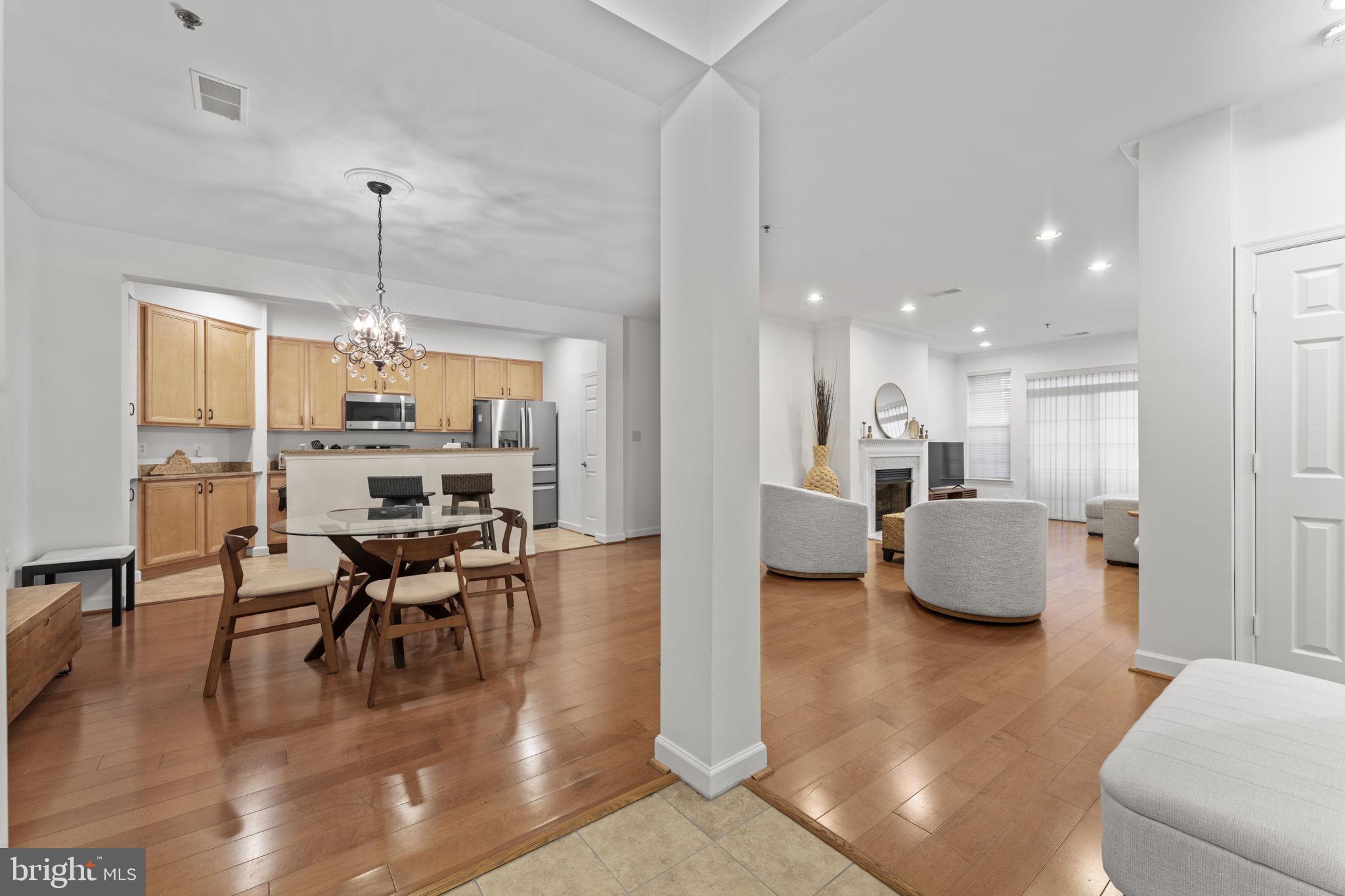 PROVIDENCE SQUARE - Residential