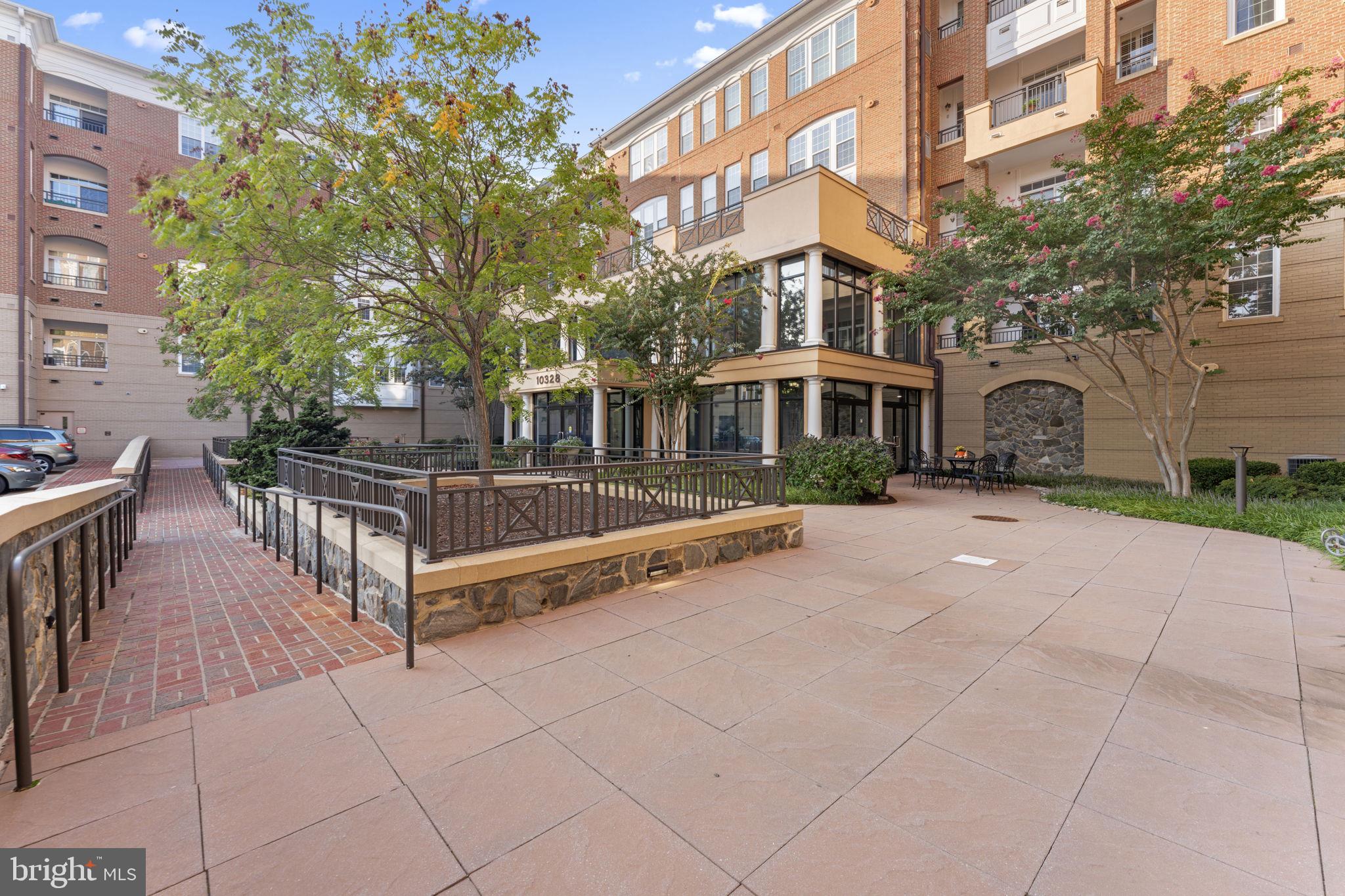 PROVIDENCE SQUARE - Residential