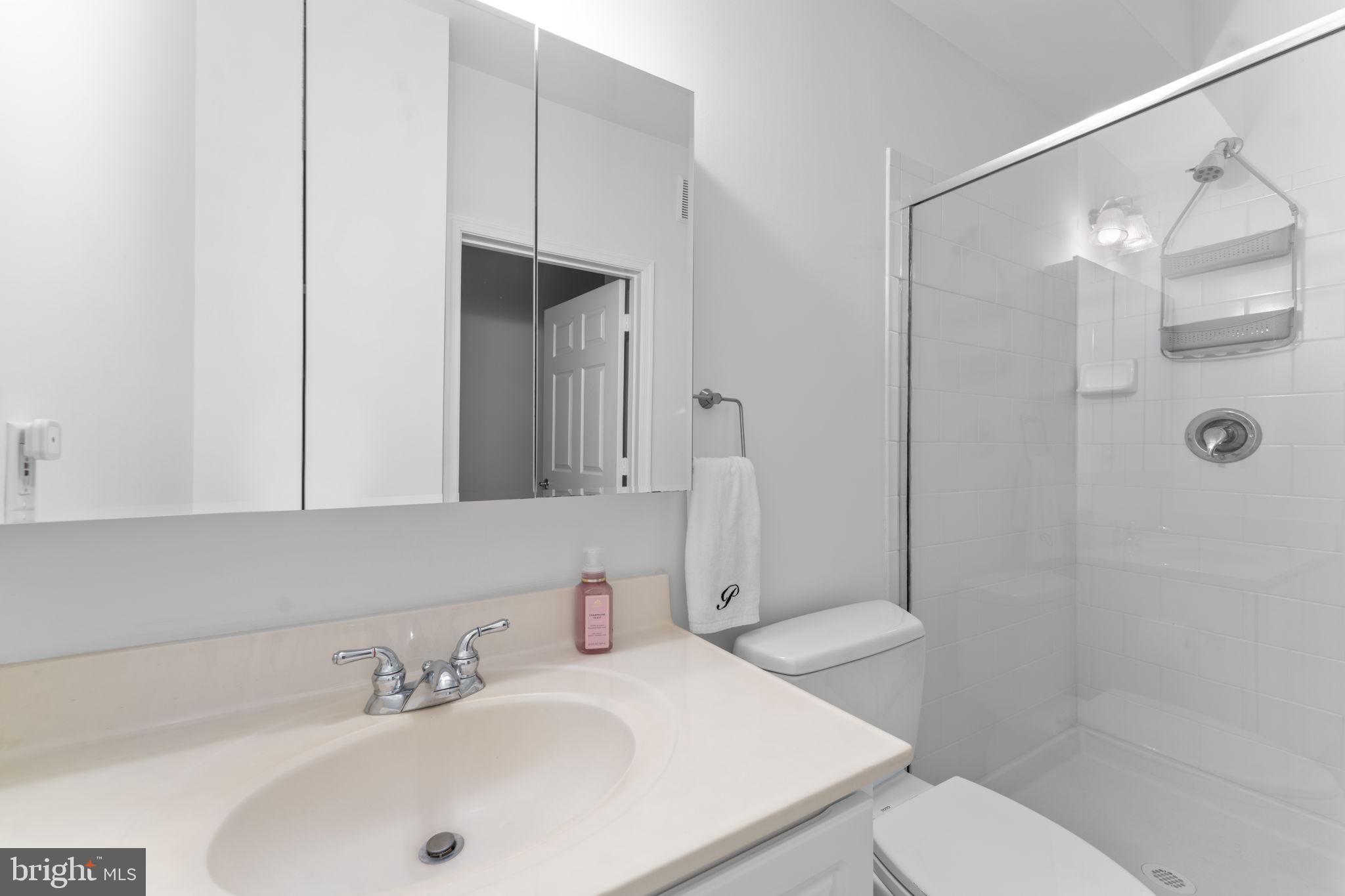 PROVIDENCE SQUARE - Residential