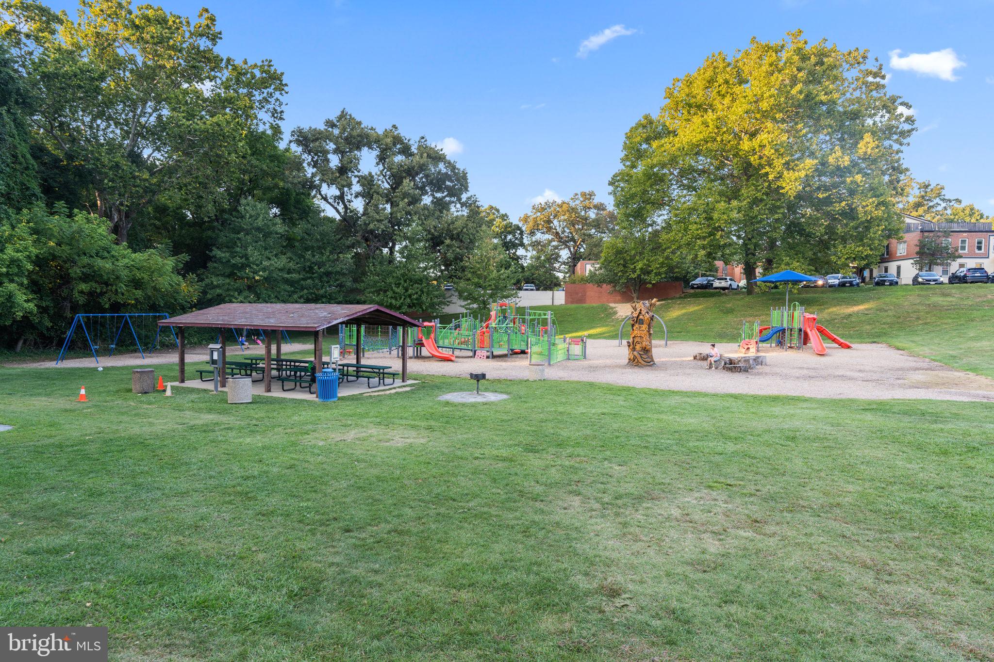 PROVIDENCE SQUARE - Residential