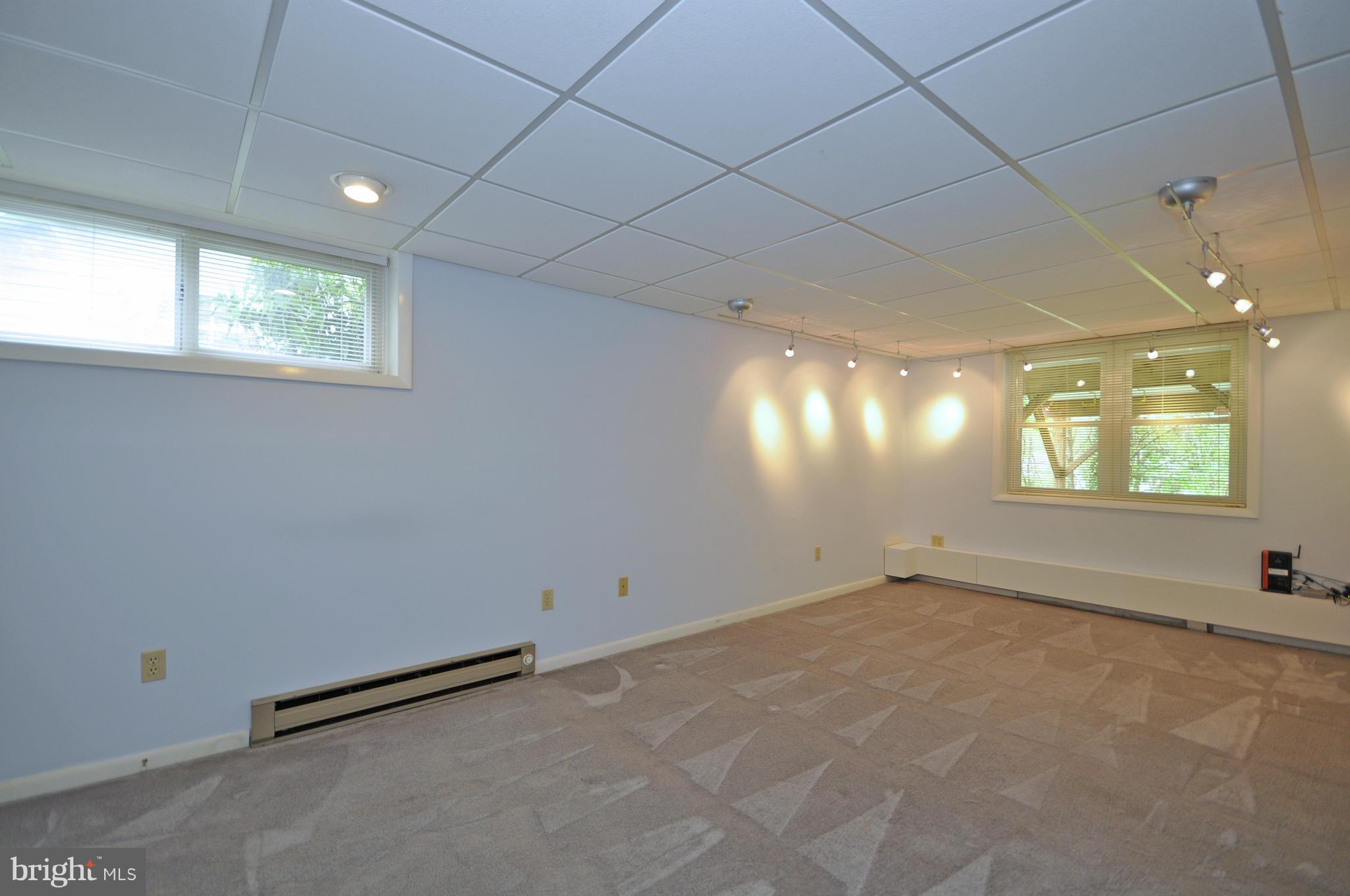 HAVERFORD - Residential