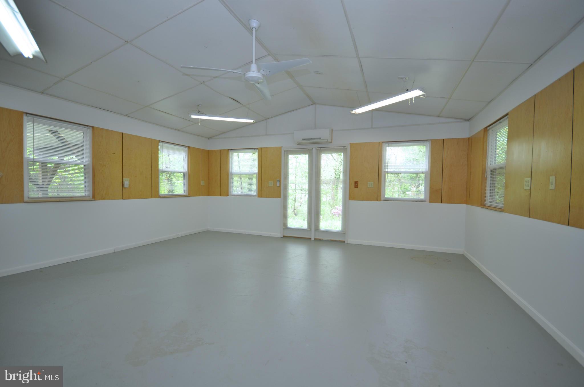 HAVERFORD - Residential