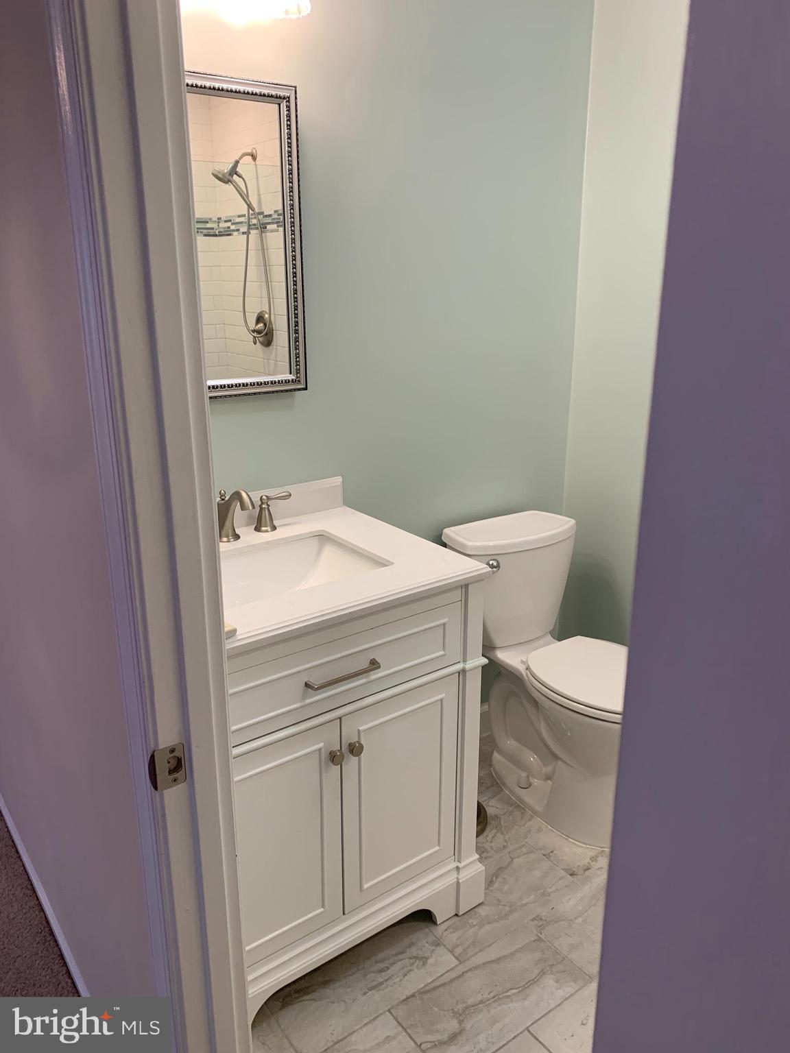 HINES ESTATES - Residential Lease