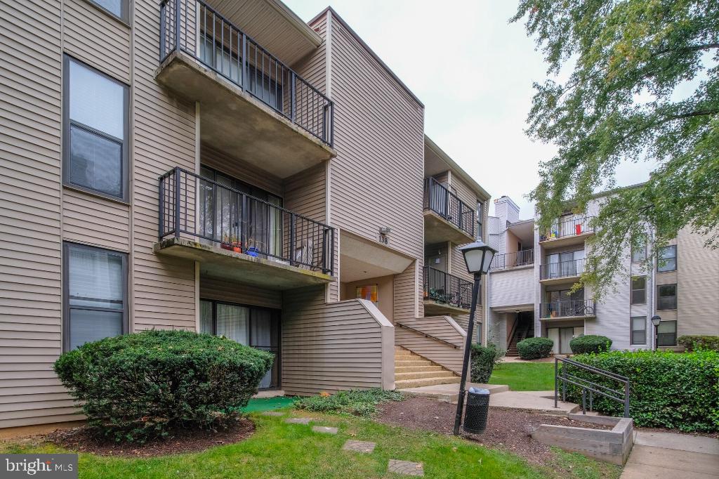 138 DUVALL LANE 301