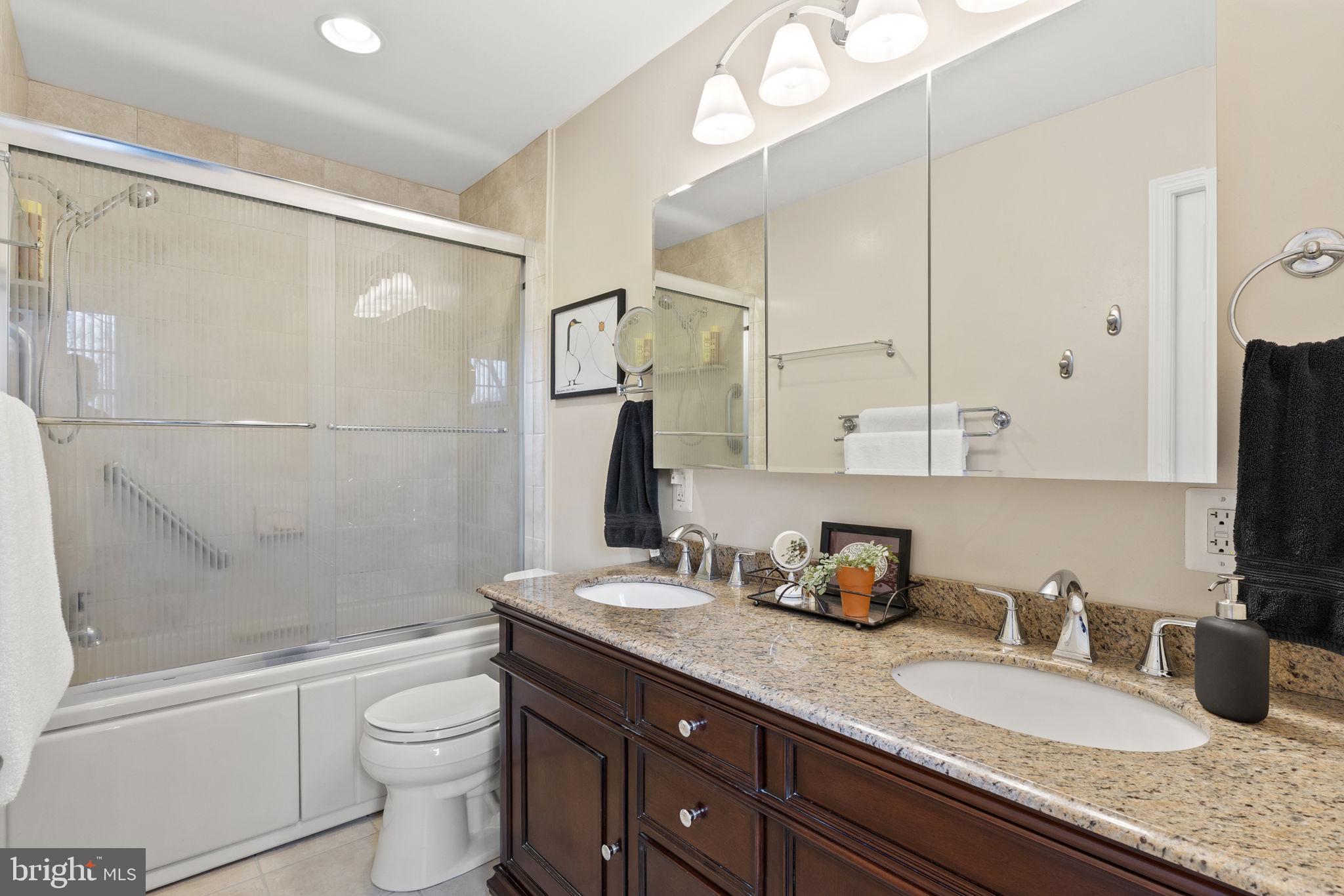 CEDARWOOD COVE - Residential