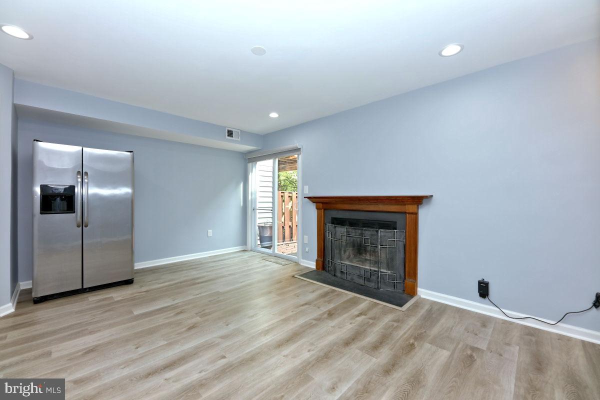 HEATHER GLEN - Residential