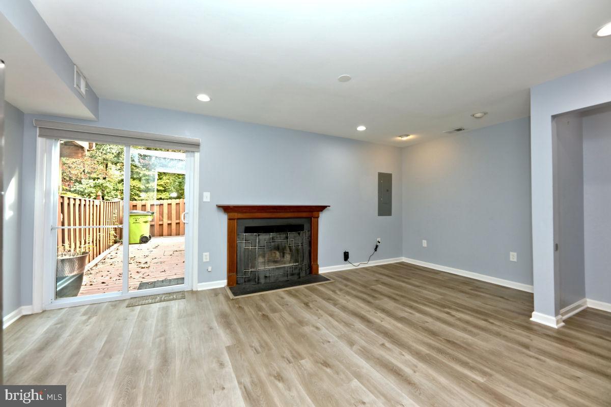 HEATHER GLEN - Residential